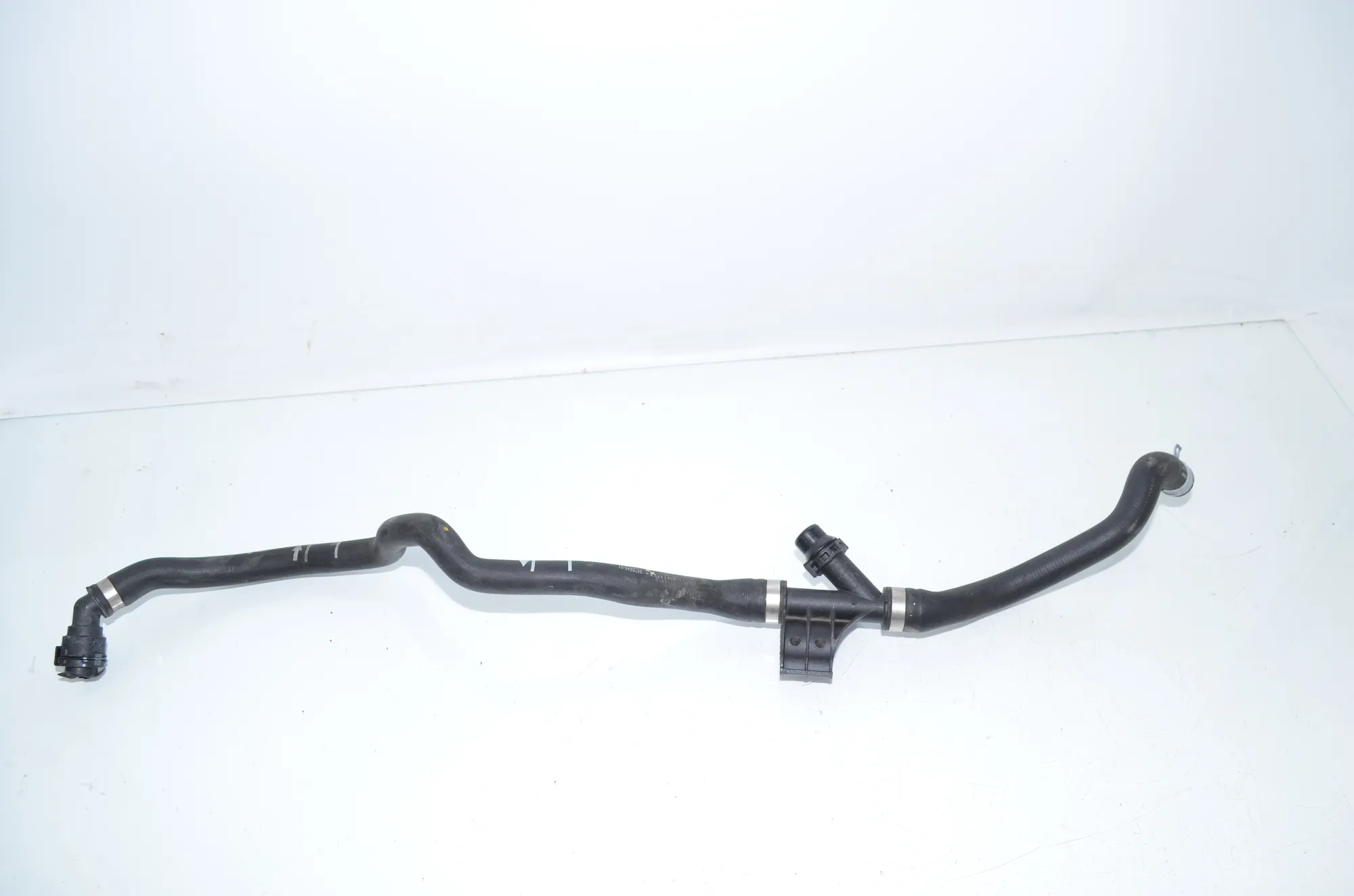Coolant Hose Pipe – OEM 9475244 · BMW 3 (G20, G28) BMW 3 (G20, G28) 3 (G20) 320 d Mild-Hybrid 2021