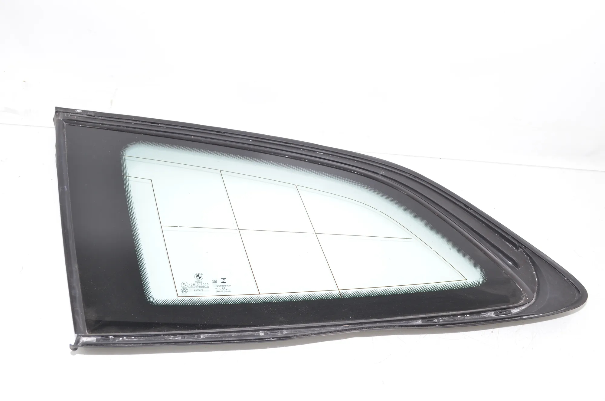 Rear Left Quarter Window – OEM 7499515 · BMW 3 Touring (G21) BMW 3 Touring (G21) 330 e Plug-in-Hybrid 2021 – 2