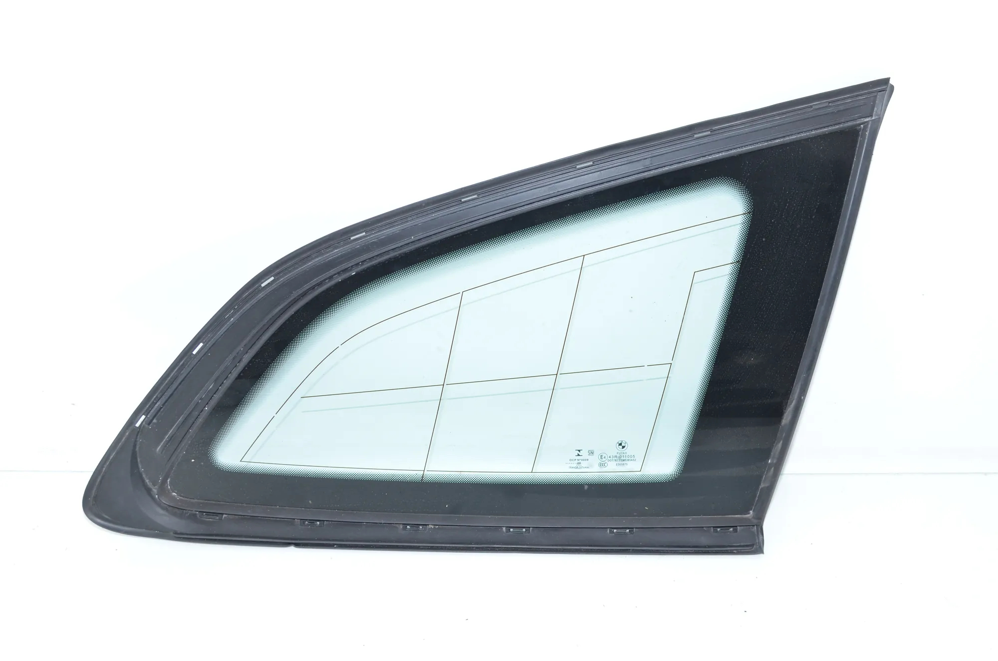 Rear Right Quarter Window – OEM 7499516 · BMW 3 Touring (G21) BMW 3 Touring (G21) 330 e Plug-in-Hybrid 2021