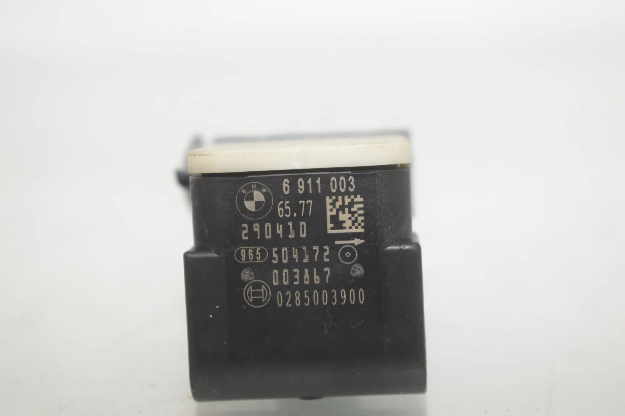Front Right Impact Sensor – OEM 6911003 · BMW X5 (E70) xDrive 30 d 2010 – 5
