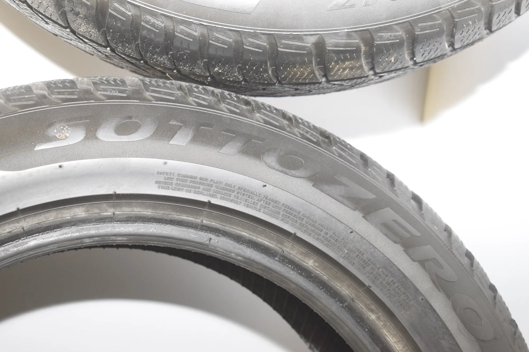 Tyre Kit · BMW 5 Touring (F11) 530 d 2011 – 9
