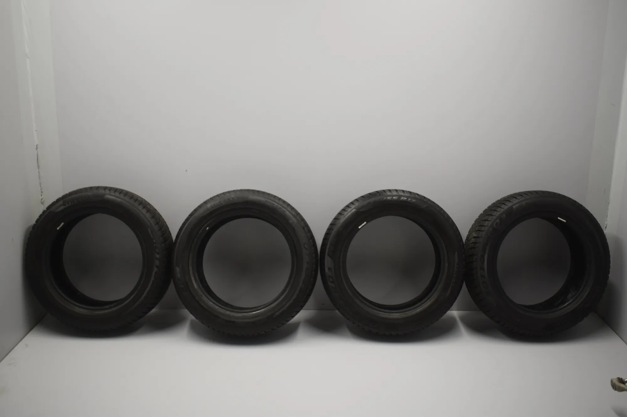 Tyre Kit · BMW 5 Touring (F11) 530 d 2011
