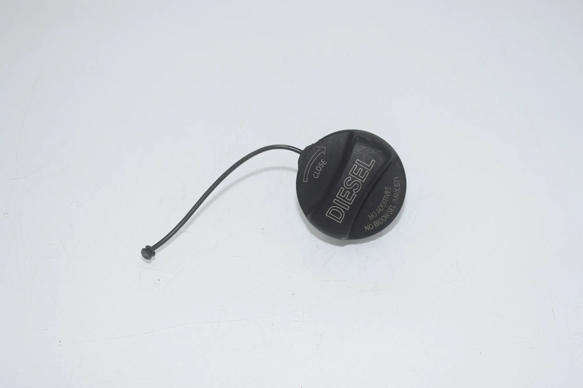 Fuel Tank Flap Cap – OEM 7222392 · BMW 5 Touring (F11) M 550 d xDrive 2016