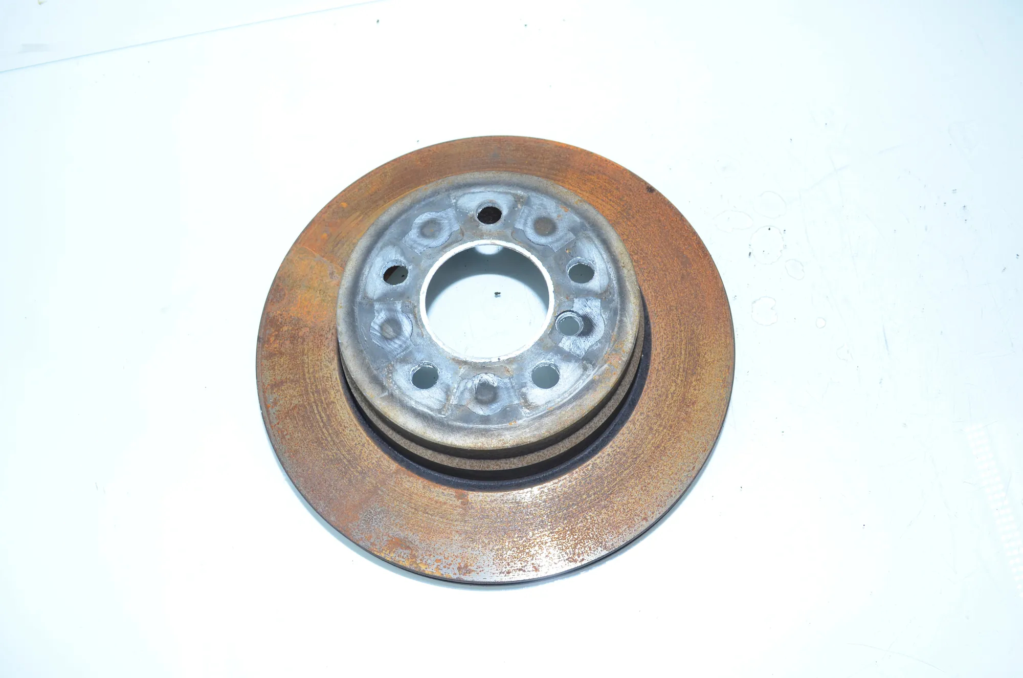 Rear Right Brake Disc – OEM 6868940 · BMW X5 (E70) xDrive 30 d 2010 – 2