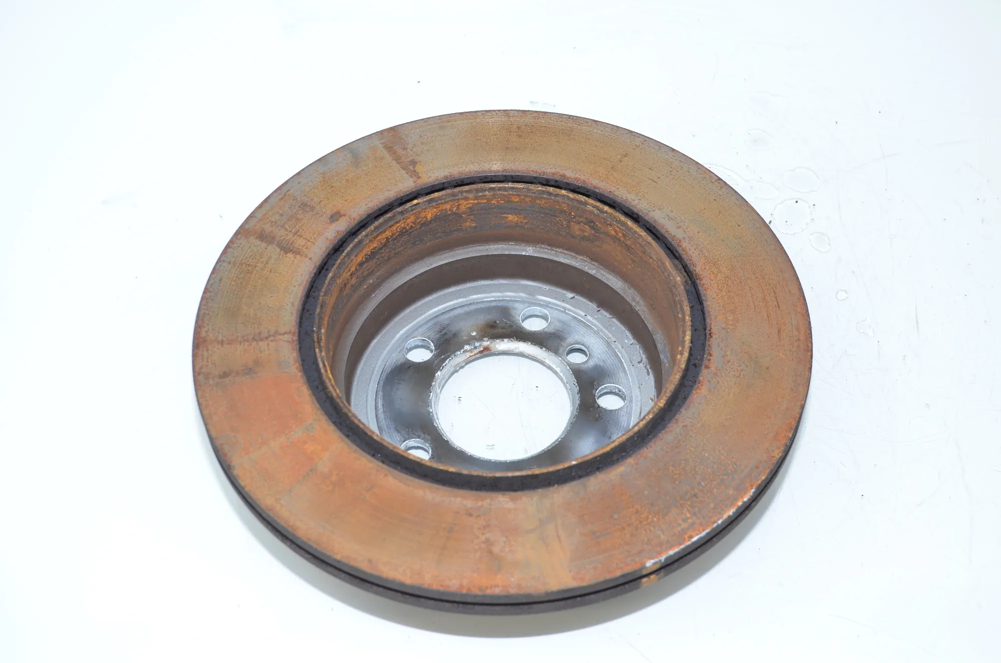 Rear Left Brake Disc – OEM 6868940 · BMW X5 (E70) xDrive 30 d 2010 – 2