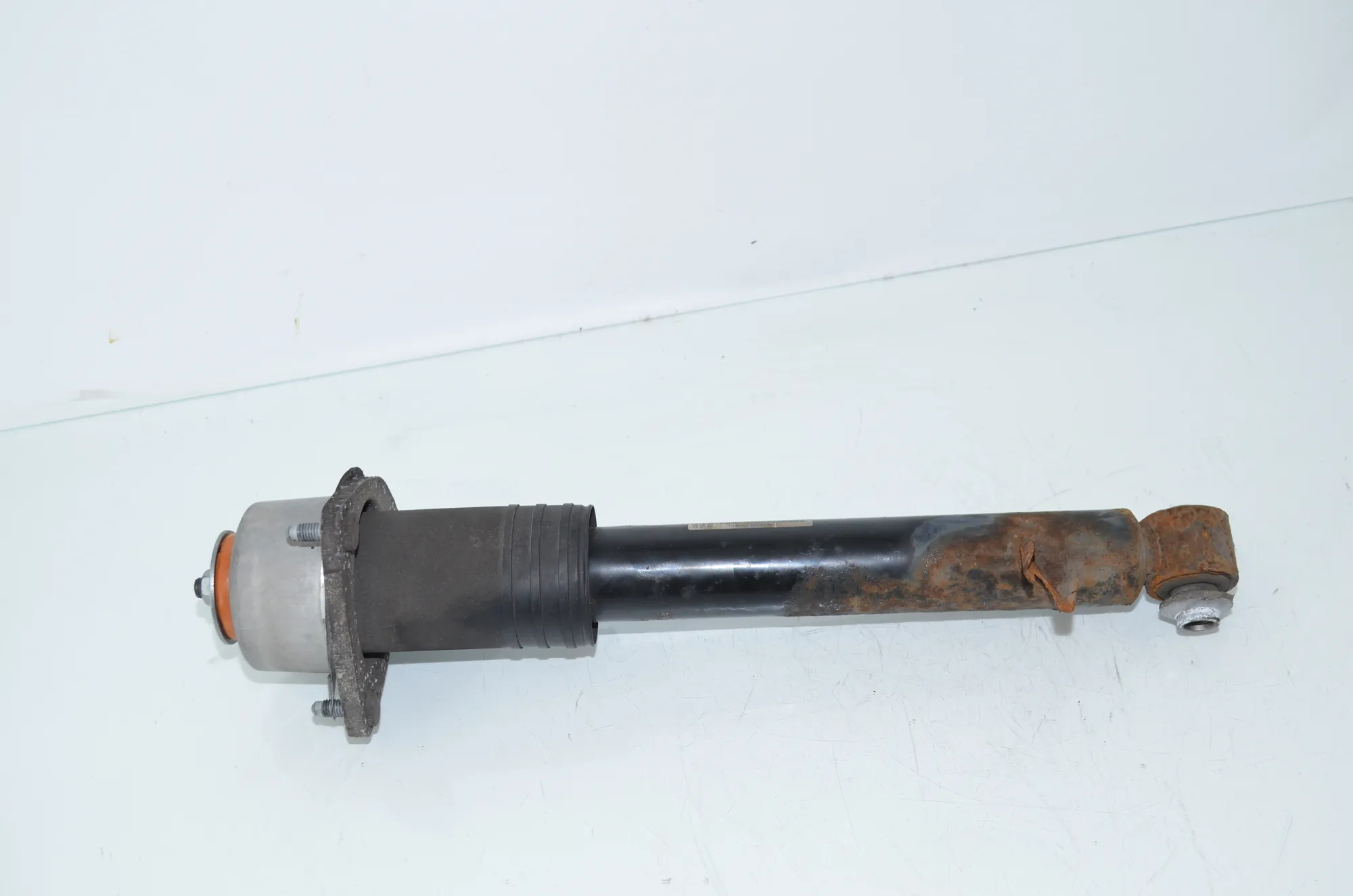 Rear Right Shock Absorber – OEM 6781928 · BMW X5 (E70) xDrive 30 d 2010