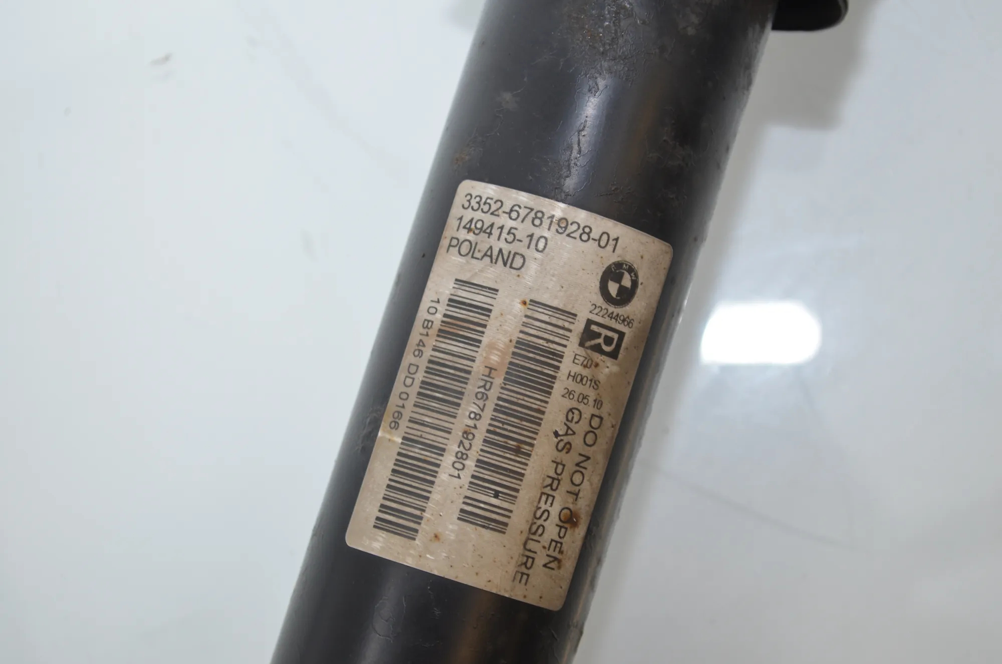 Rear Right Shock Absorber – OEM 6781928 · BMW X5 (E70) xDrive 30 d 2010 – 4