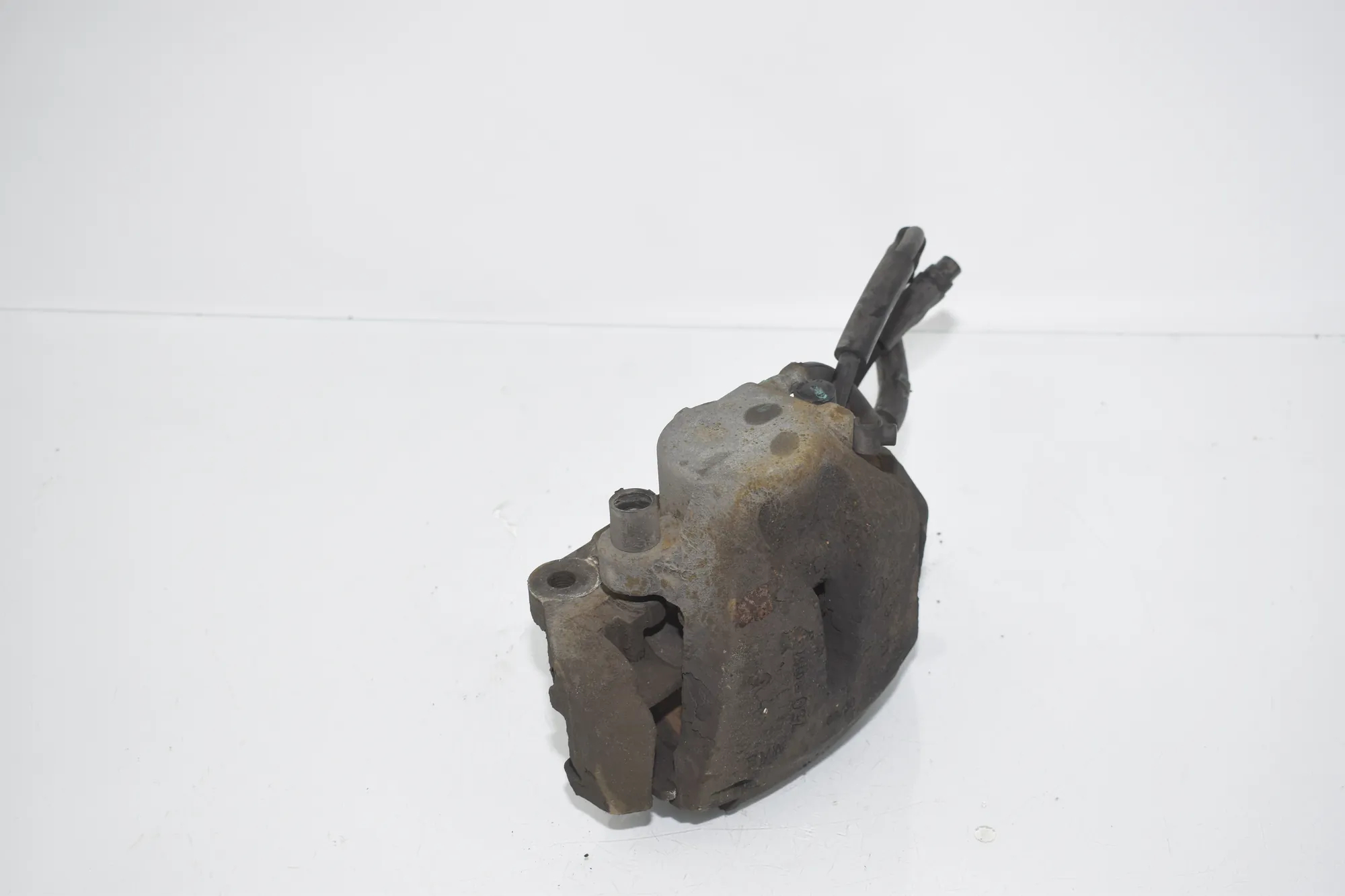 Front Right Brake Caliper – OEM 6776784 · BMW X5 (E70) xDrive 30 d 2010 – 2