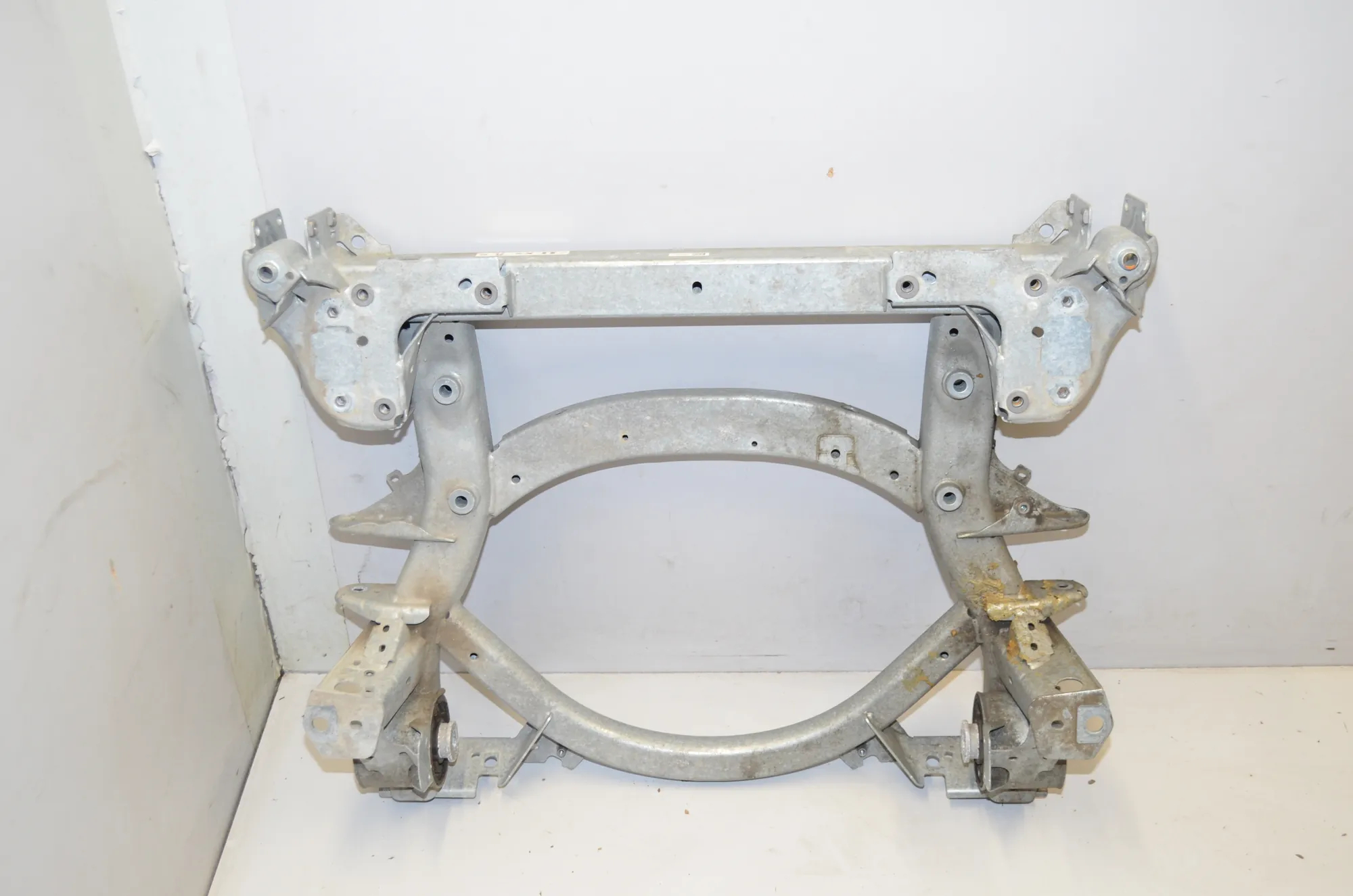 Front Subframe – OEM 7915428 · BMW i4 (G26) (2022 - -) eDrive35 2023 – 4