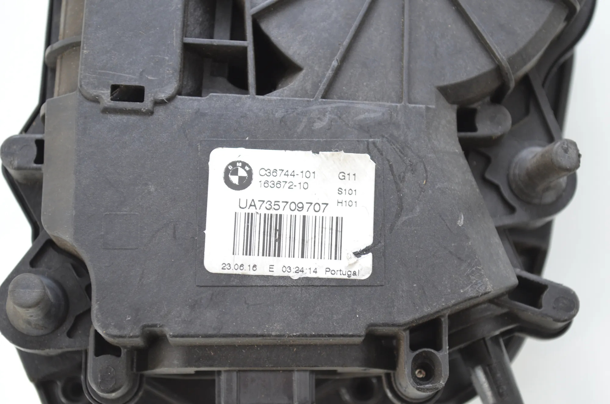 Tailgate Boot Lock – OEM 7441014 · BMW 7 (G11, G12) BMW 7 (G11, G12) 740 d, Ld xDrive 2016 – 6