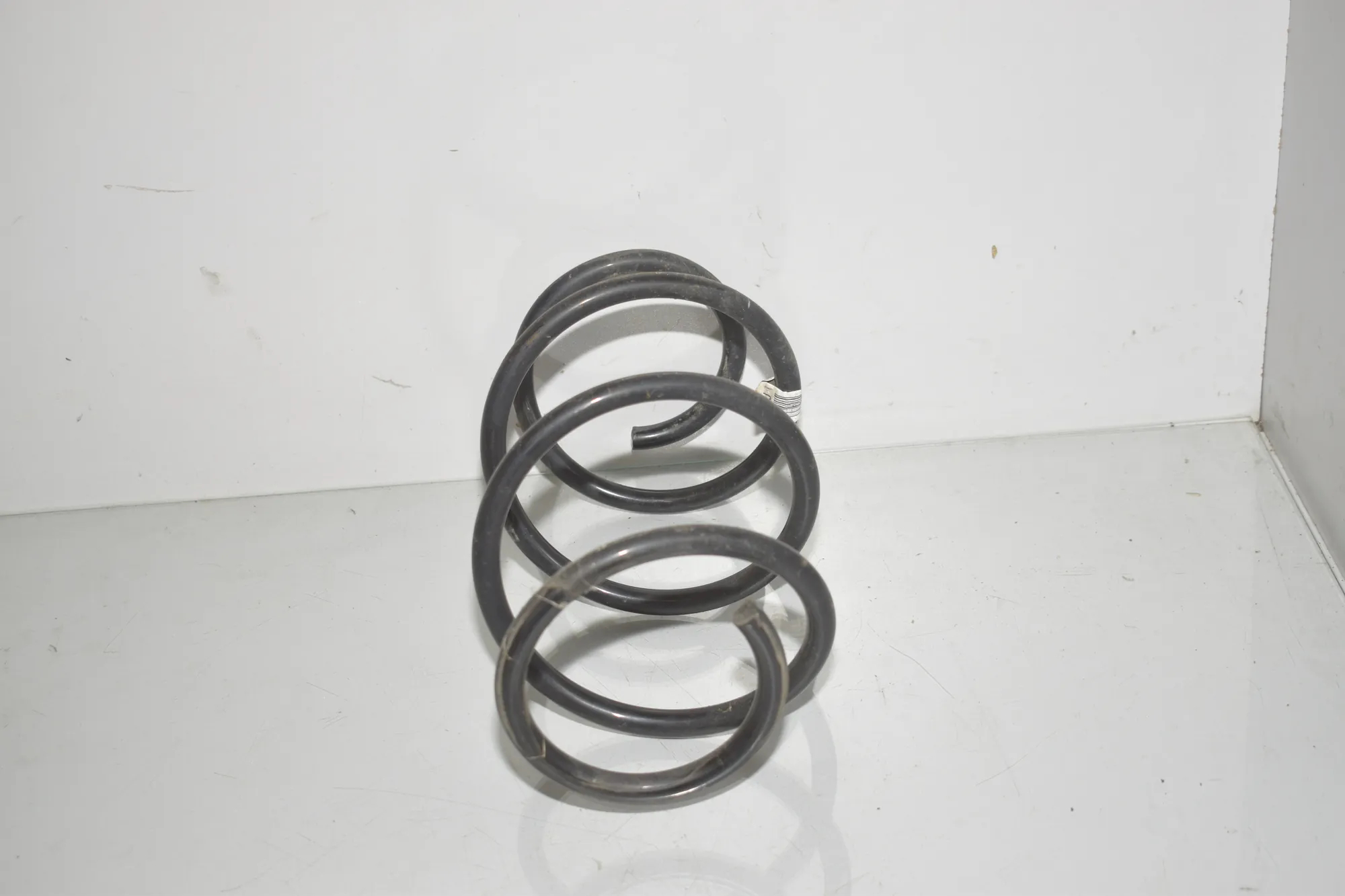 Front Right Coil Spring – OEM 6851720 · BMW 3 Gran Turismo (F34) 320 d xDrive 2013 – 3