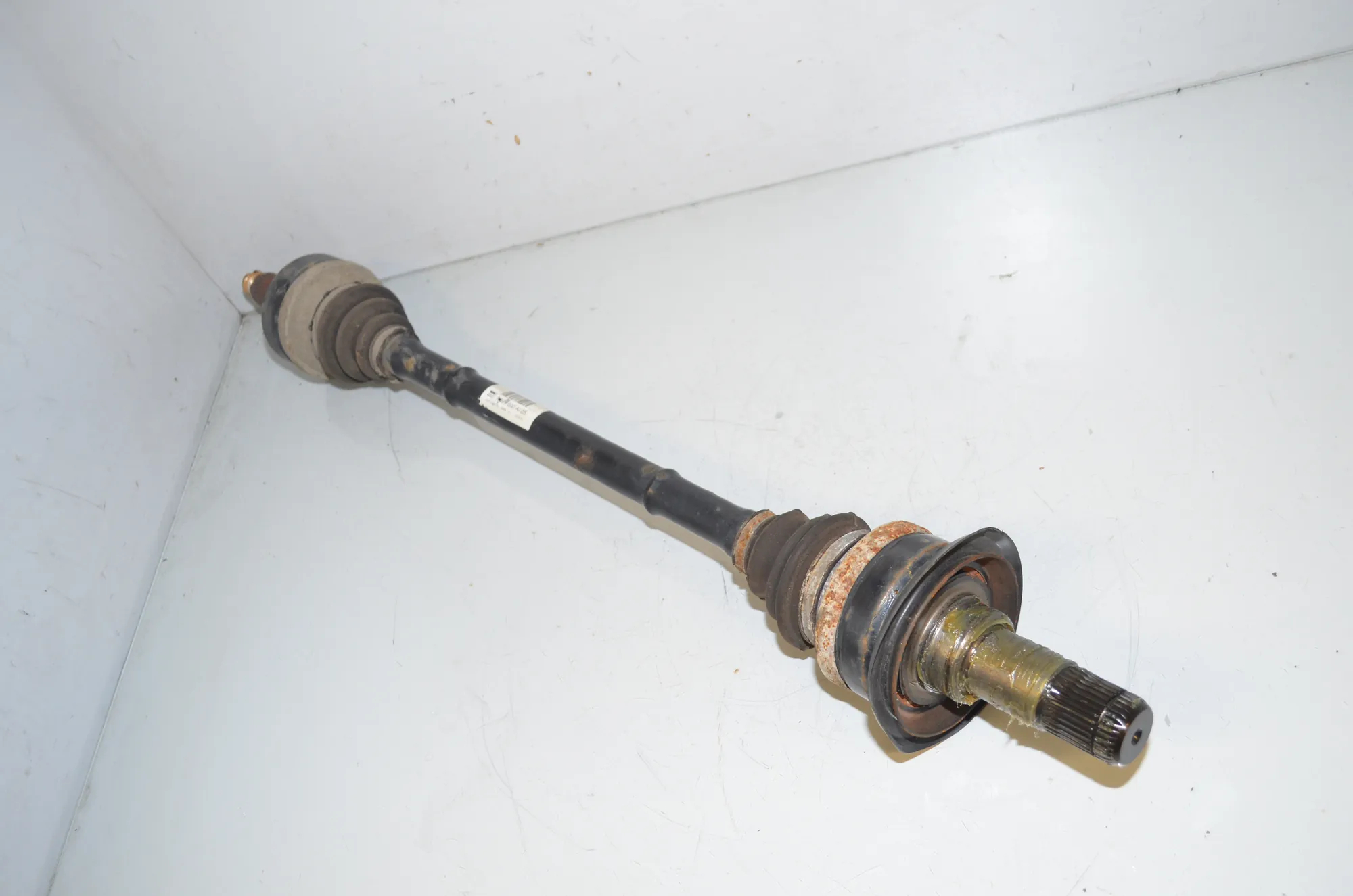 Rear Right Driveshaft – OEM 7597690 · BMW 3 Touring (F31) 330 d 2016 – 2