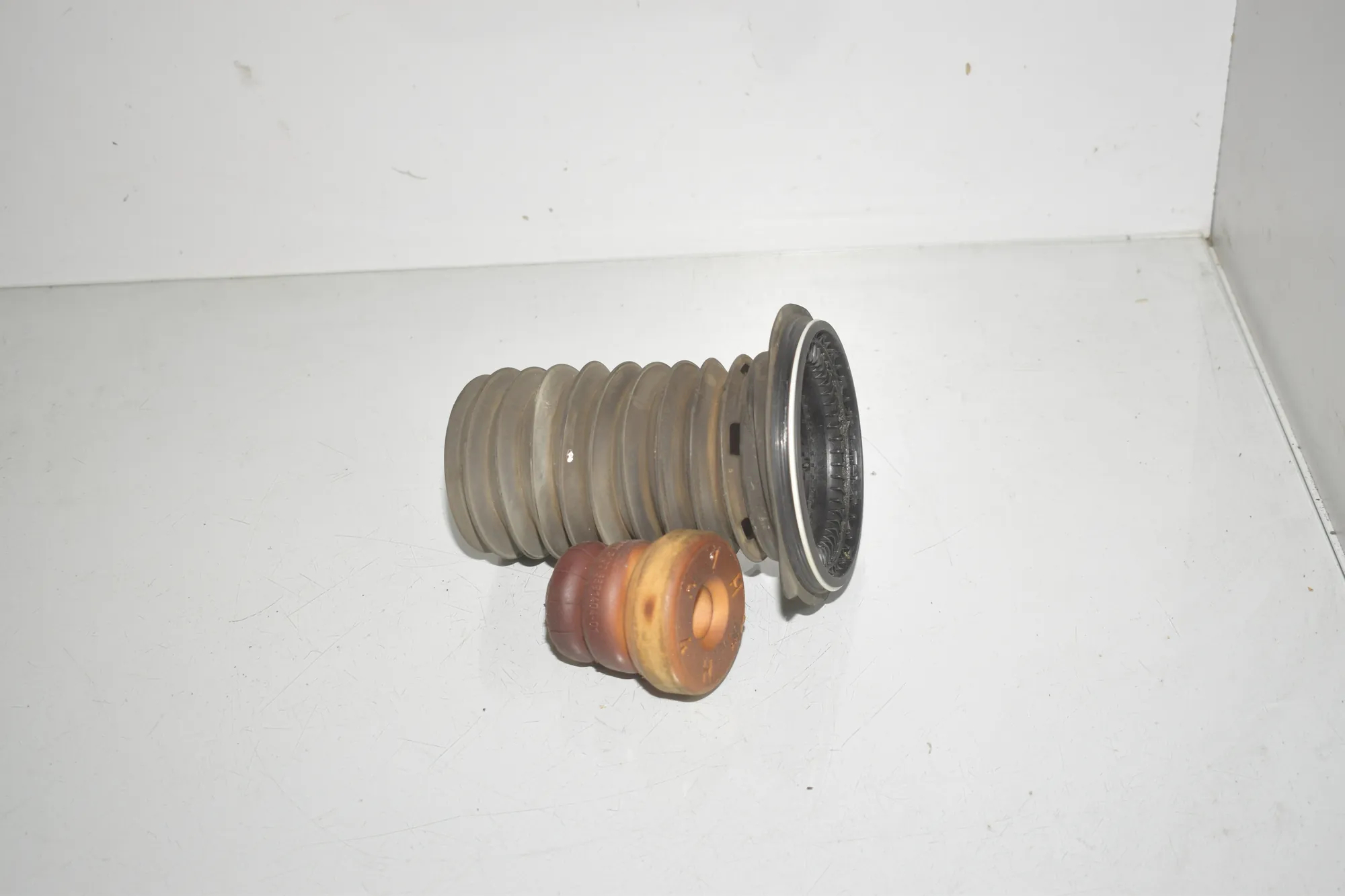 Other Suspension Parts – OEM 6871812 · BMW i4 (G26) (2022 - -) eDrive35 2023 – 2