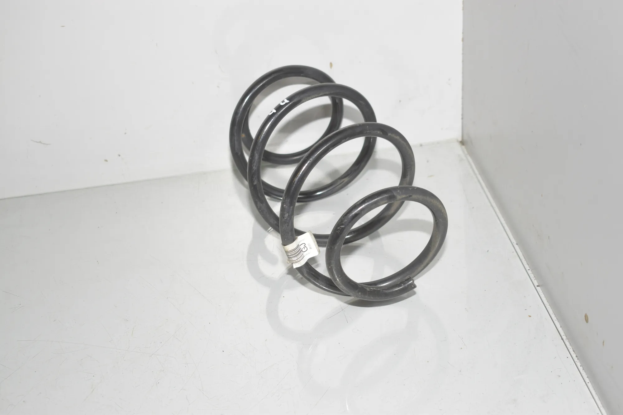 Front Right Coil Spring – OEM 5A2A2F0 · BMW i4 (G26) (2022 - -) eDrive35 2023 – 2
