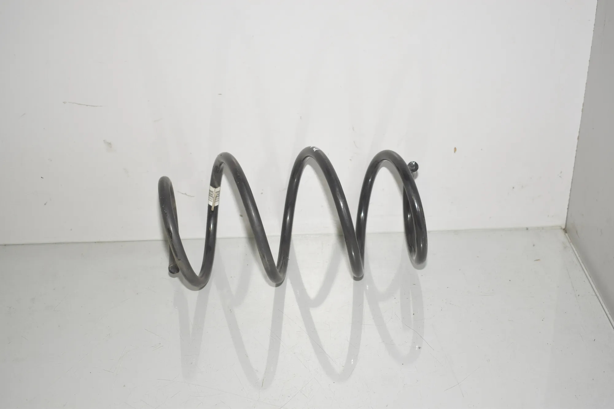 Front Right Coil Spring – OEM 5A2A2F0 · BMW i4 (G26) (2022 - -) eDrive35 2023