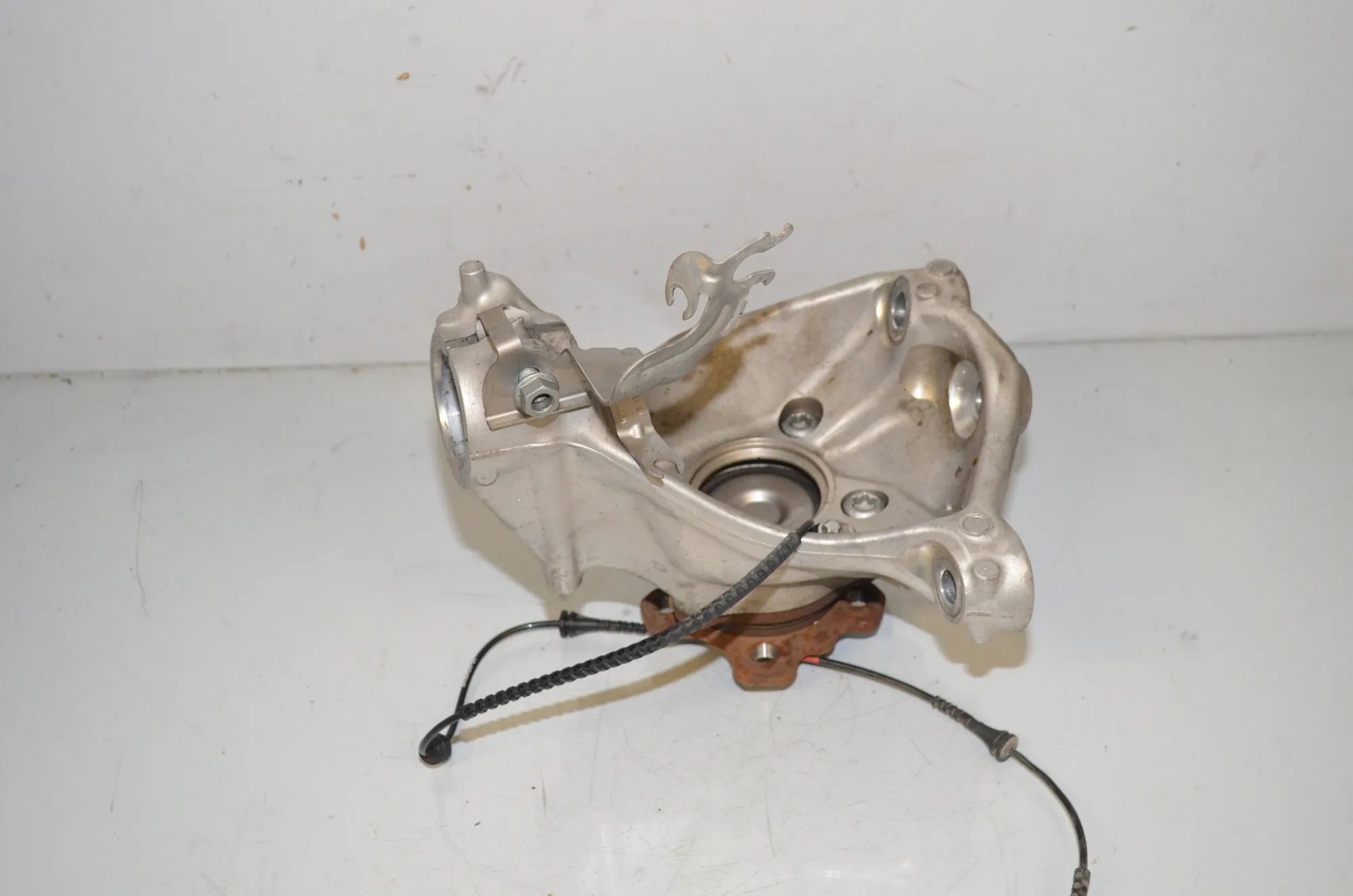 Front Right Wheel Hub – OEM 6893264 · BMW i4 (G26) (2022 - -) eDrive35 2023 – 3