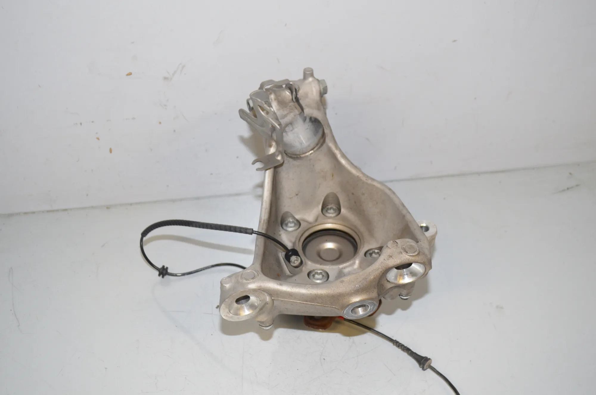 Front Right Wheel Hub – OEM 6893264 · BMW i4 (G26) (2022 - -) eDrive35 2023 – 2
