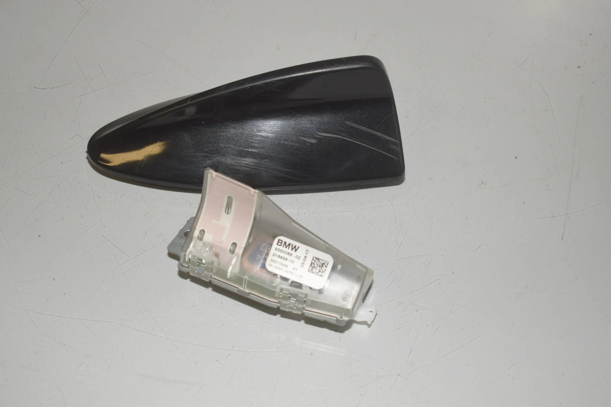 Antenna Trim – OEM 6982665 · BMW X3 (F25) xDrive 20 d 2017 – 2