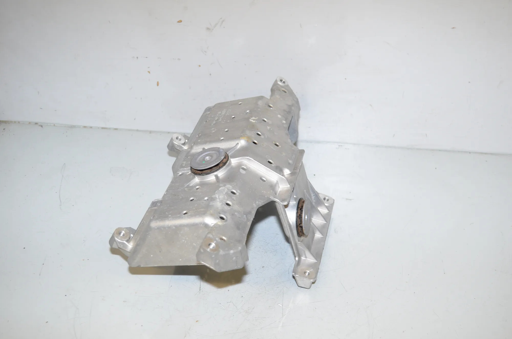 Bracket – OEM 10007199 · BMW i4 (G26) (2022 - -) eDrive35 2023 – 2