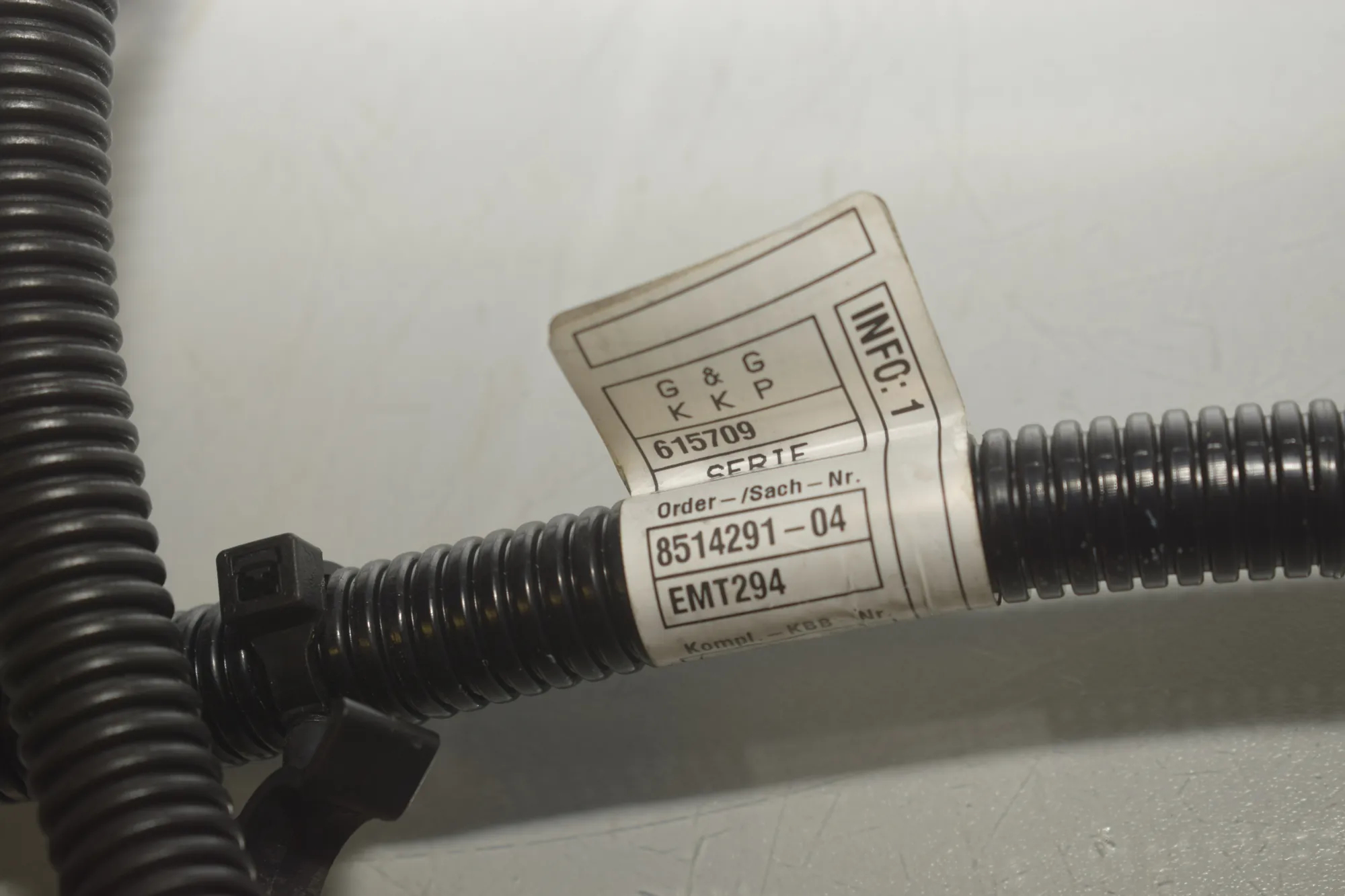 Positive Battery Cable – OEM 8514291 · BMW X3 (F25) xDrive 20 d 2017 – 4