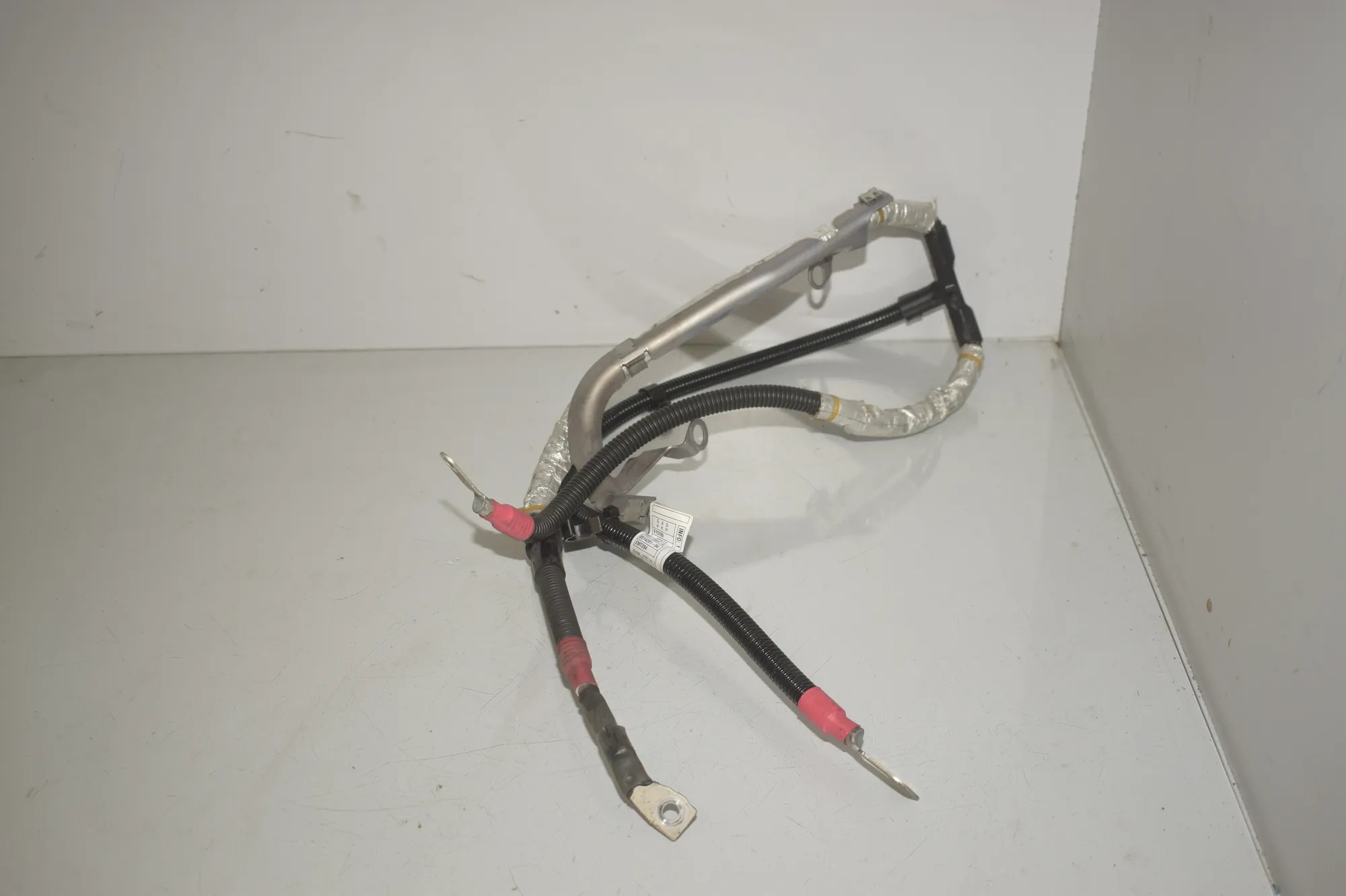 Positive Battery Cable – OEM 8514291 · BMW X3 (F25) xDrive 20 d 2017 – 2