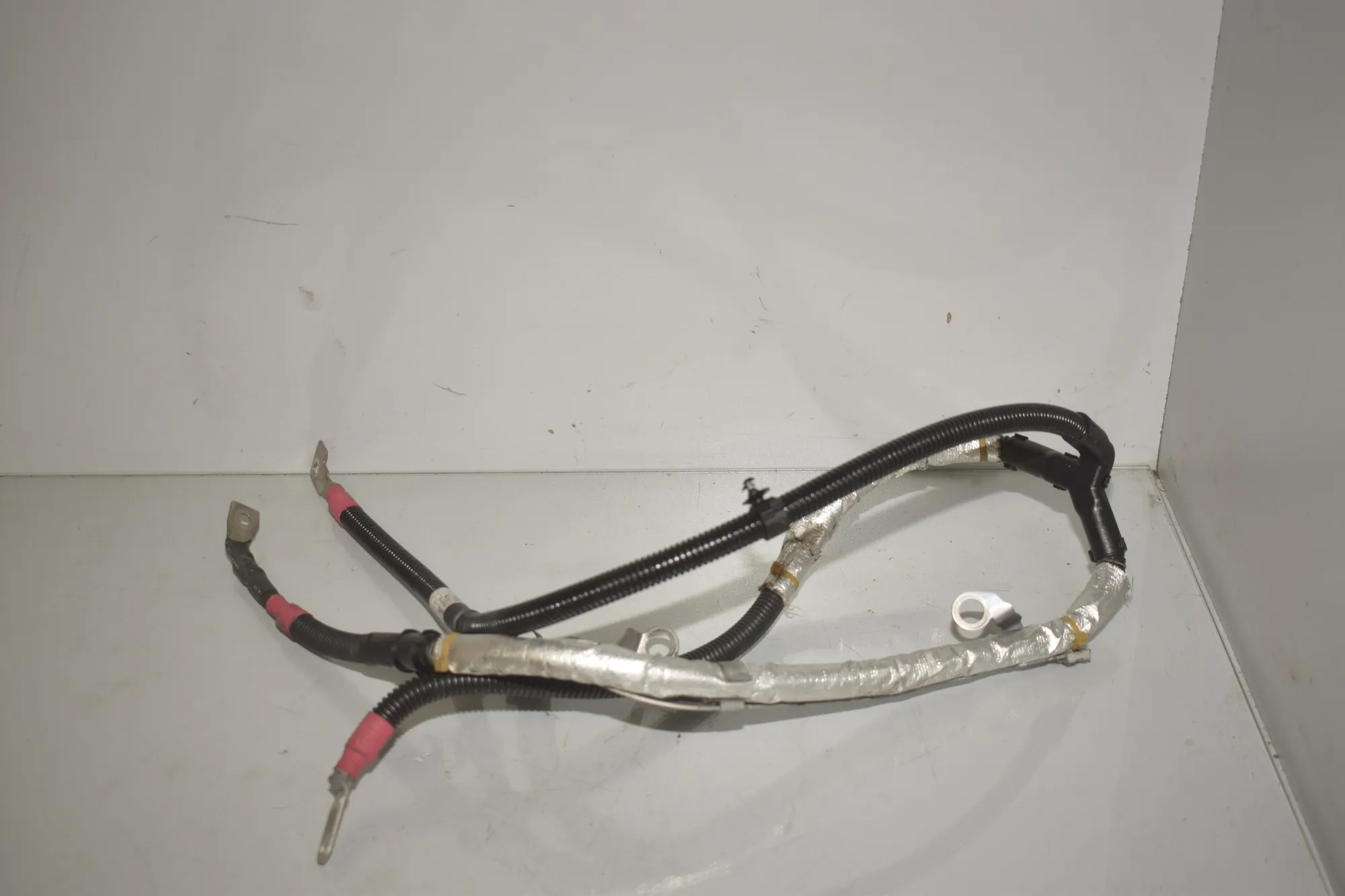Positive Battery Cable – OEM 8514291 · BMW X3 (F25) xDrive 20 d 2017