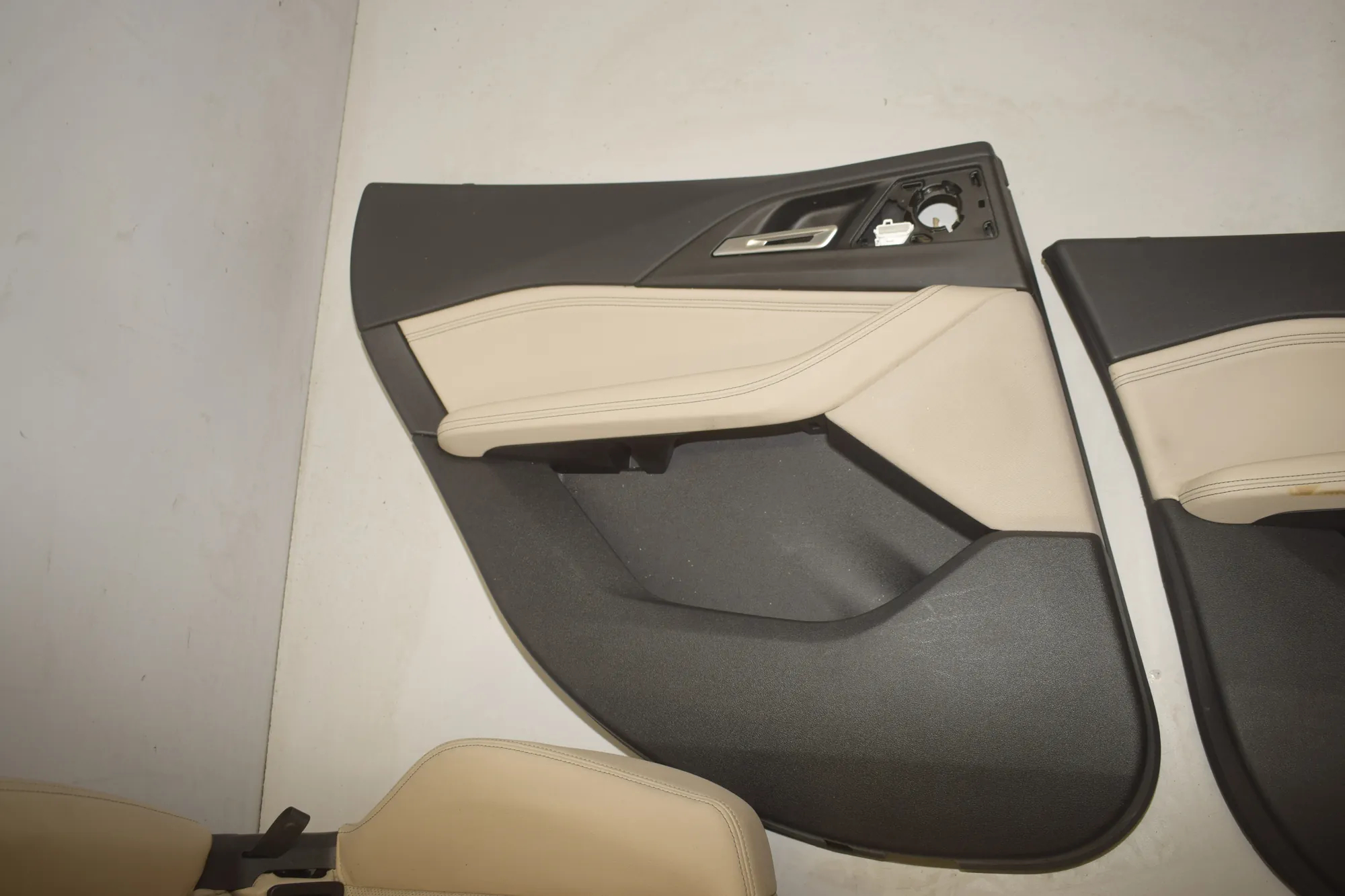 Seat set – OEM 0000000 · BMW 2 Active Tourer (U06) (2021 - -) 218d 2022 – 7