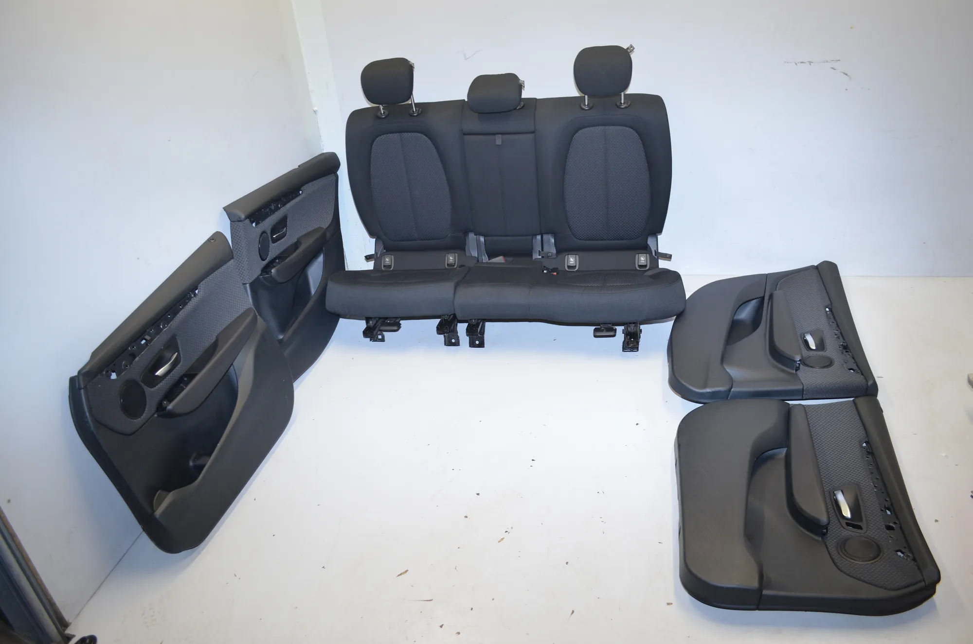 Seat set – OEM 000 · BMW 2 Gran Tourer (F46) 218 d xDrive 2017 – 5