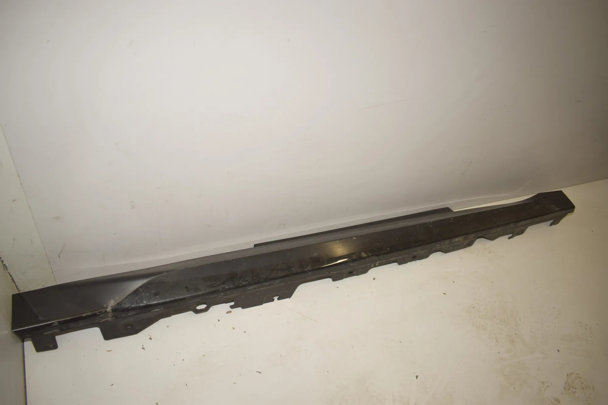 Right Side Plastic Sideskirt Cover – OEM 8495042 · BMW 2 Coupe (G42, G87) BMW 2 Coupe (G42, G87) 218 i 2022 – 2