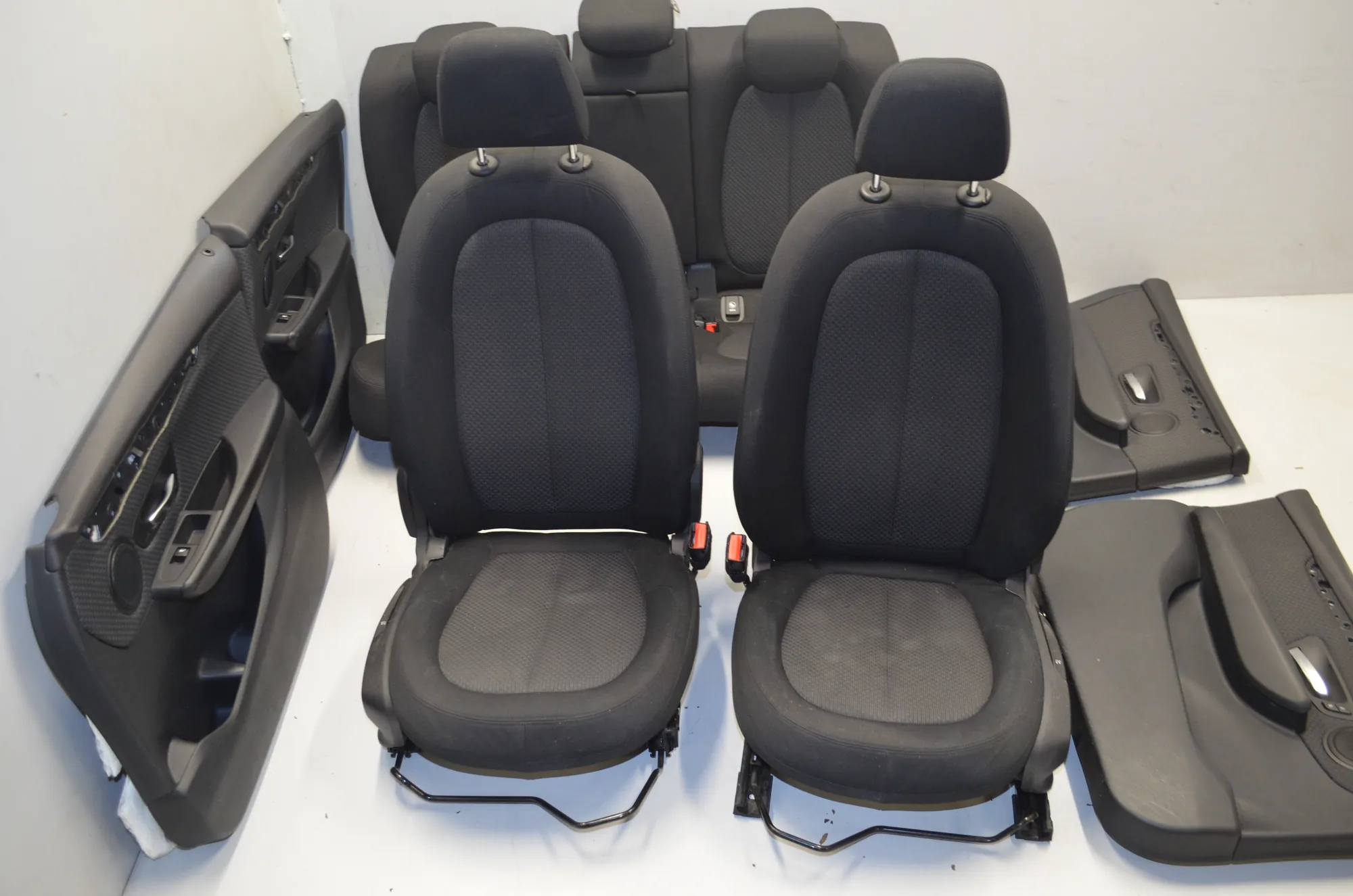 Seat set – OEM 000 · BMW 2 Active Tourer (F45) 216 d 2014 – 3