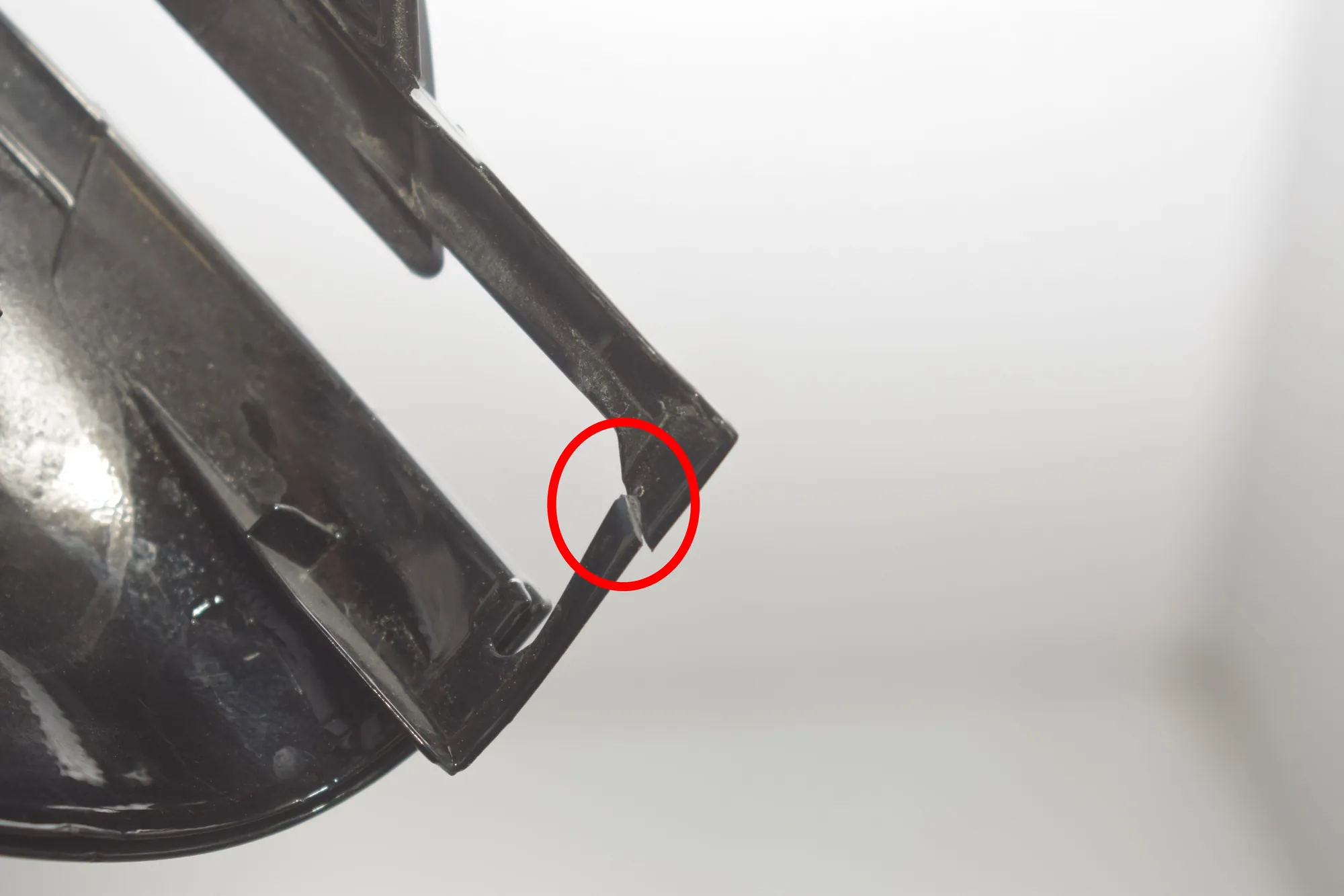 Front Left Mirror Trim – OEM 8085551 · BMW i4 (G26) BMW i4 (G26) eDrive35 2023 – 6