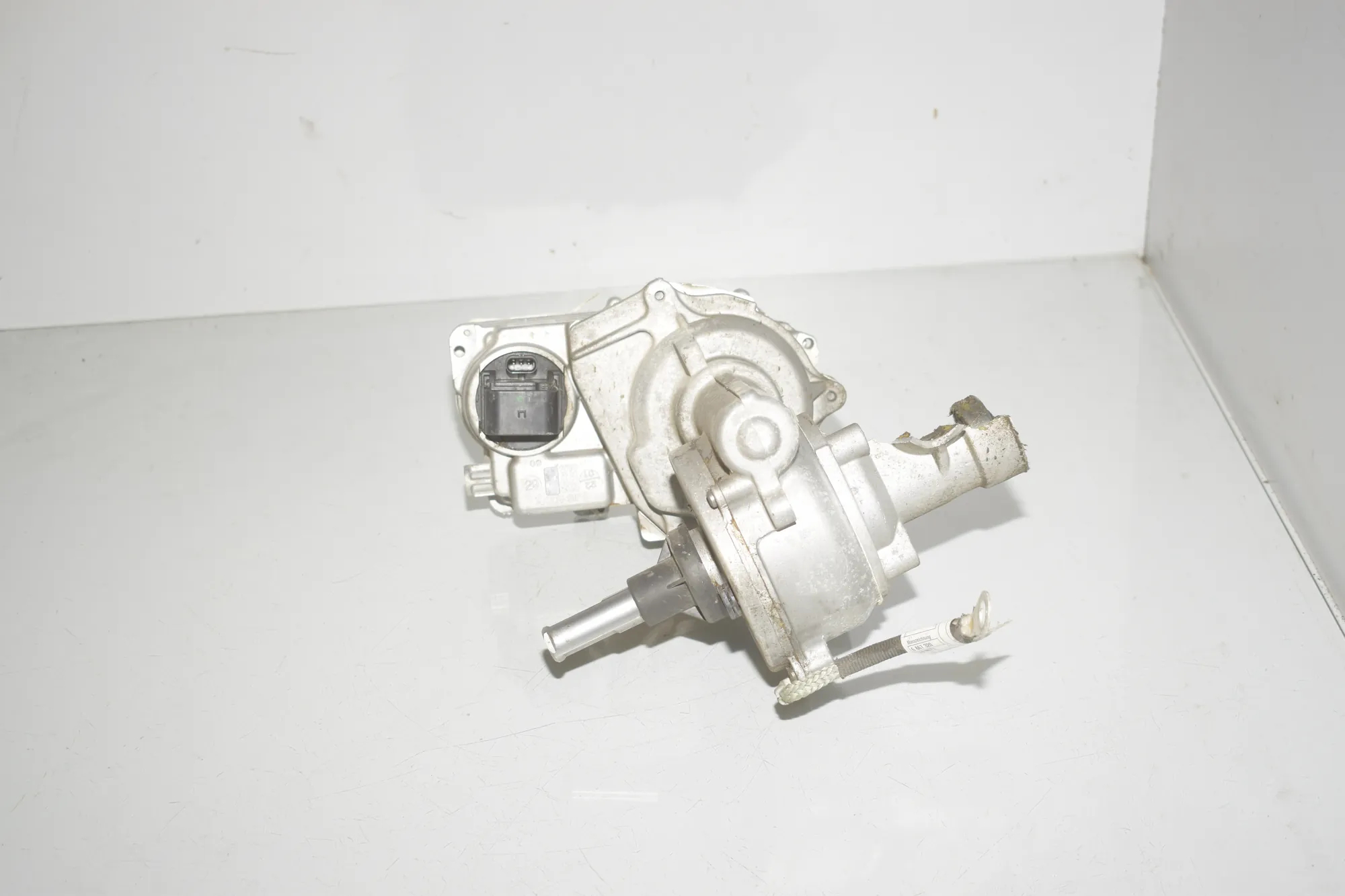 Other Steering Column Parts – OEM 38242487 · BMW i3 (I01) BMW i3 (I01) Hybrid 2014 – 3