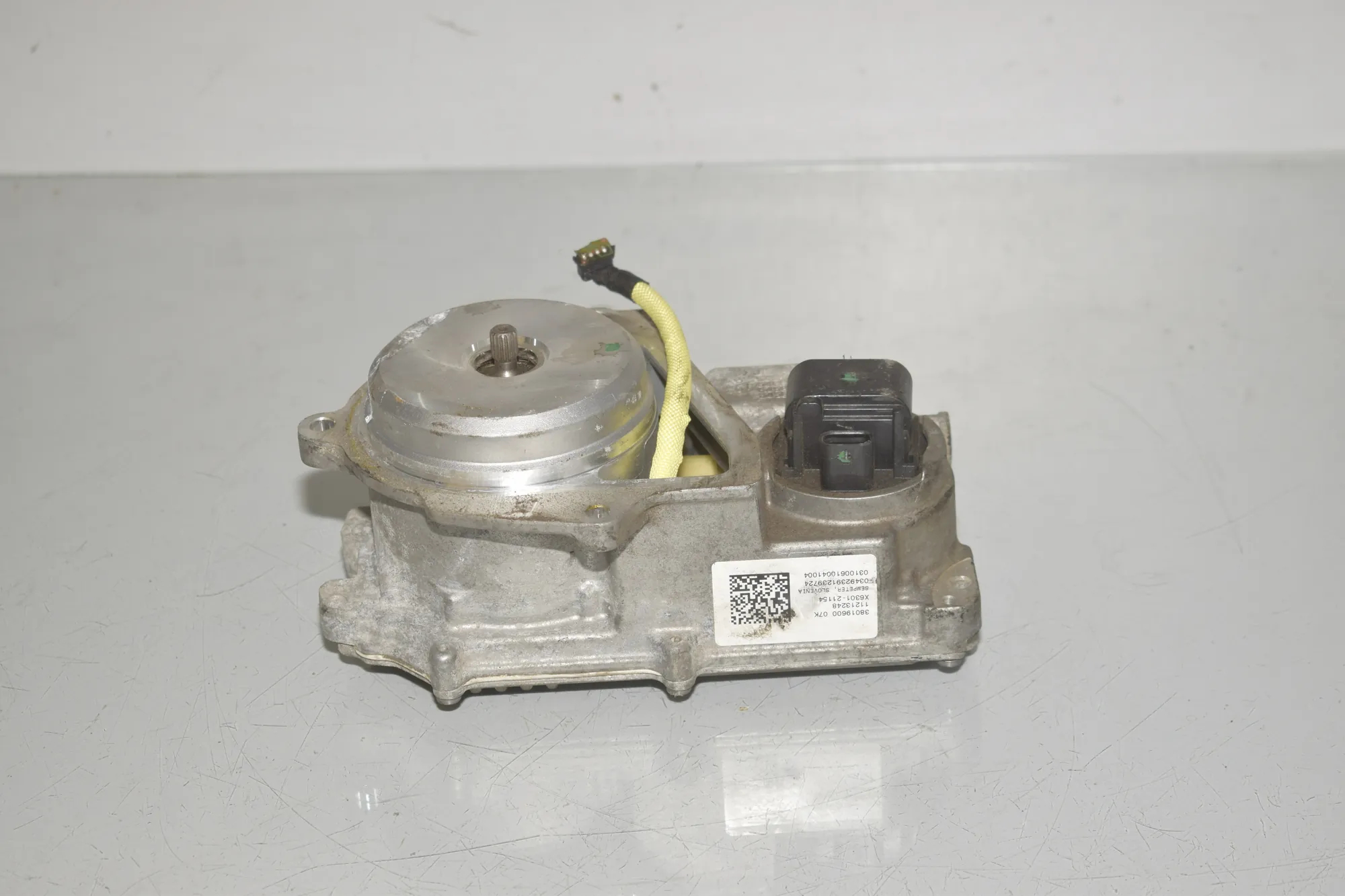 Other Steering Column Parts – OEM 38019600 · BMW i3 (I01) BMW i3 (I01) Hybrid 2014 – 2