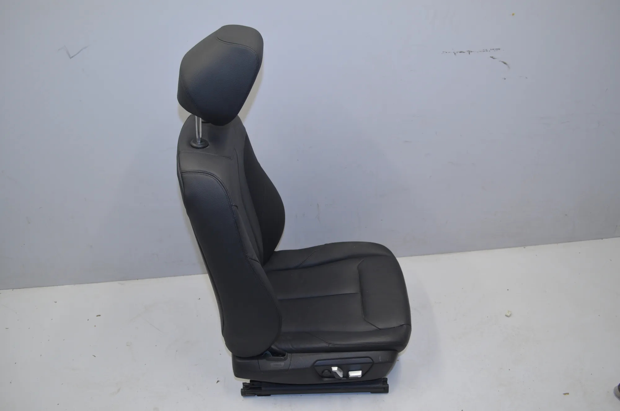 Front Right Seat – OEM 000 · BMW 4 Gran Coupe (F36) 430 d 2018 – 2