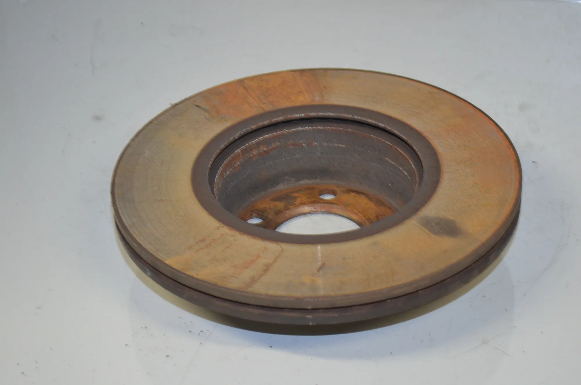 Front Right Brake Disc – OEM 6792221 · BMW 3 Touring (F31) 330 d 2013 – 4