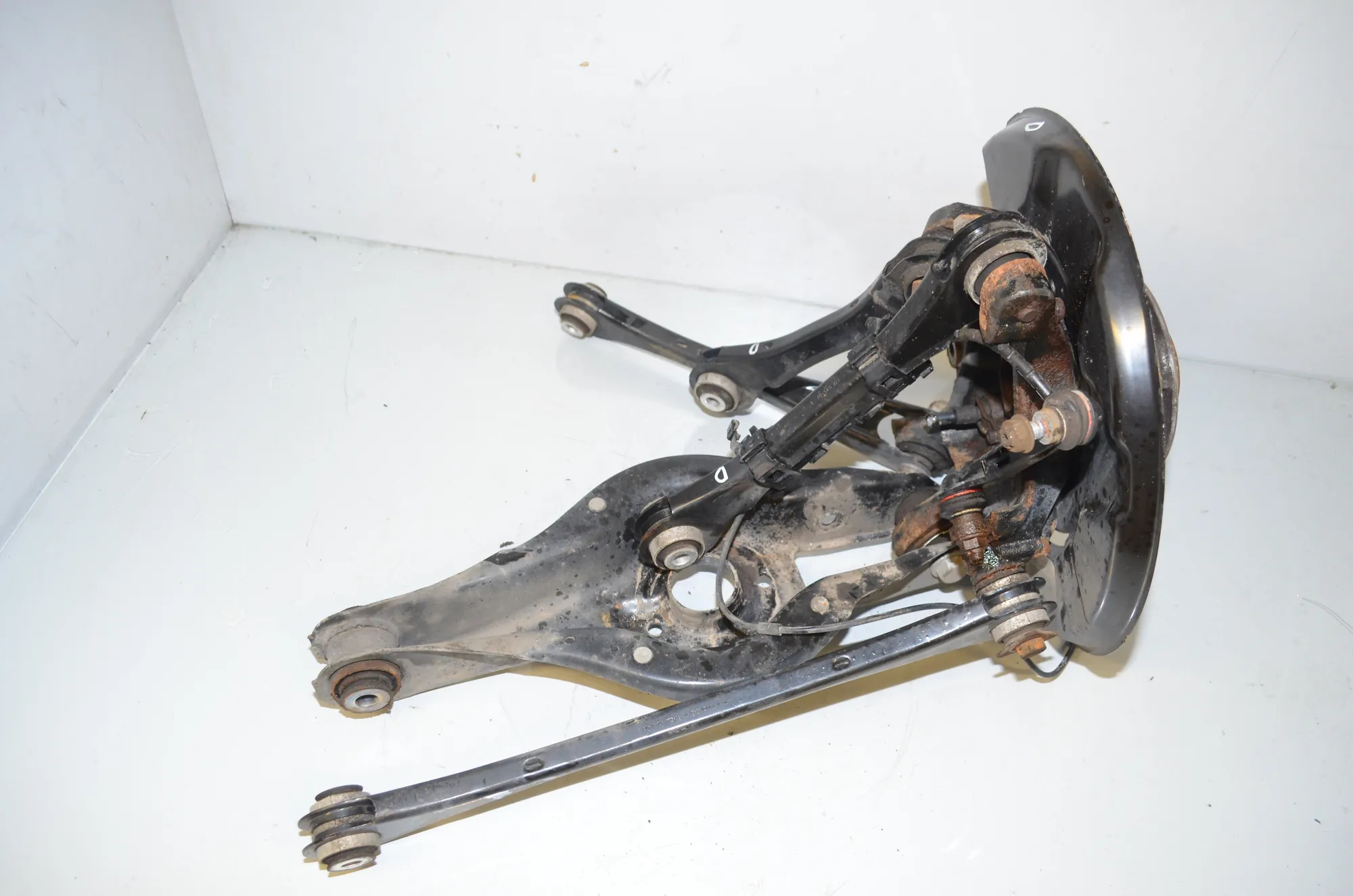 Rear Right Wheel Hub – OEM 6792524 · BMW 3 Touring (F31) 330 d 2013 – 3