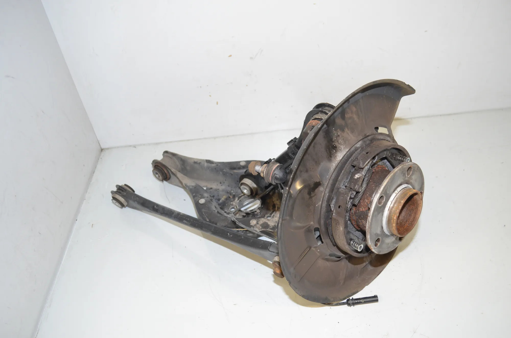 Rear Right Wheel Hub – OEM 6792524 · BMW 3 Touring (F31) 330 d 2013 – 2