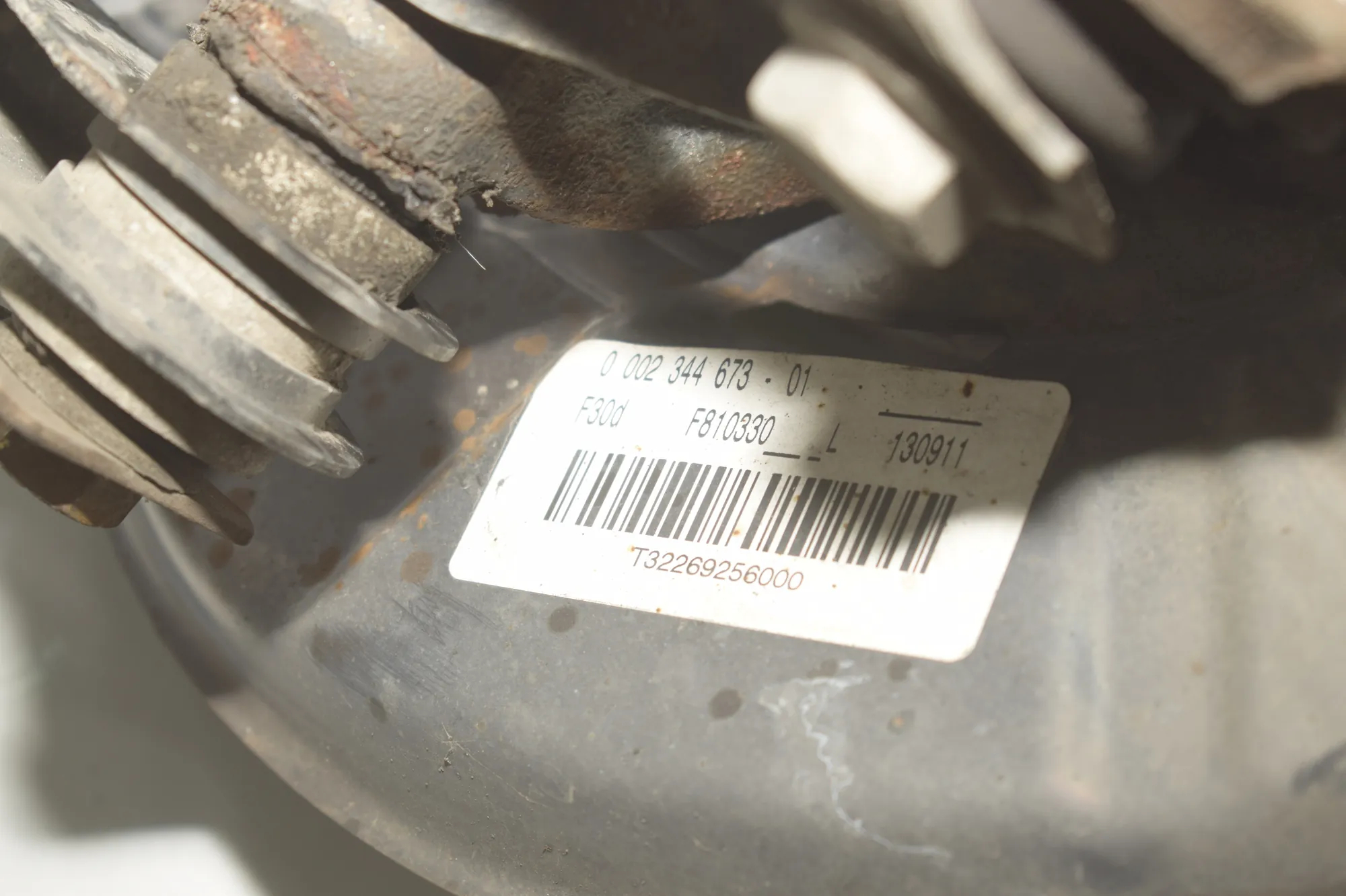 Rear Left Wheel Hub Spindle – OEM 6925600 · BMW 3 Touring (F31) 330 d 2013 – 5