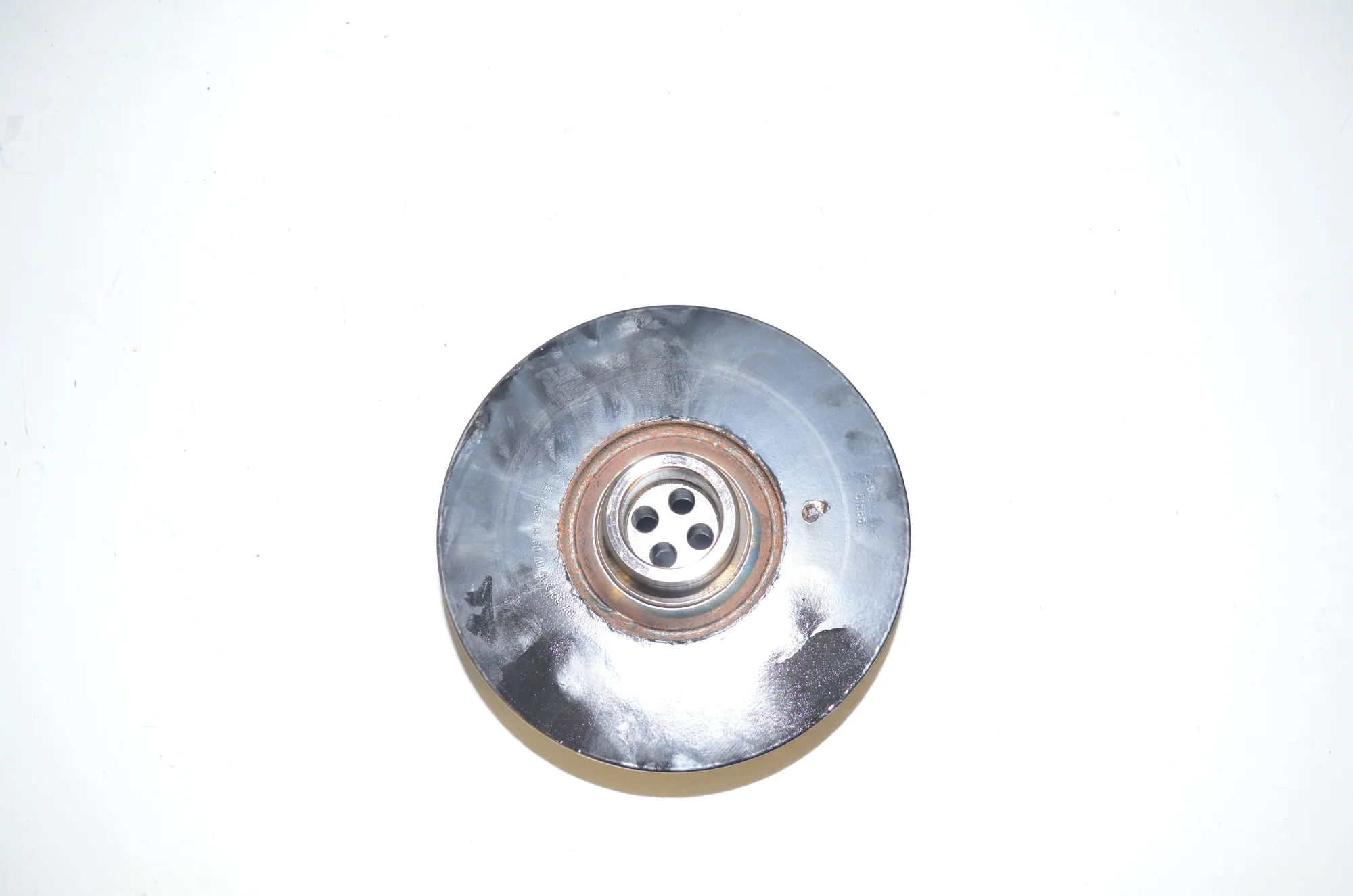 Crankshaft Pulley – OEM 8511321 · BMW 5 Touring (F11) 530 d xDrive 2011 – 3