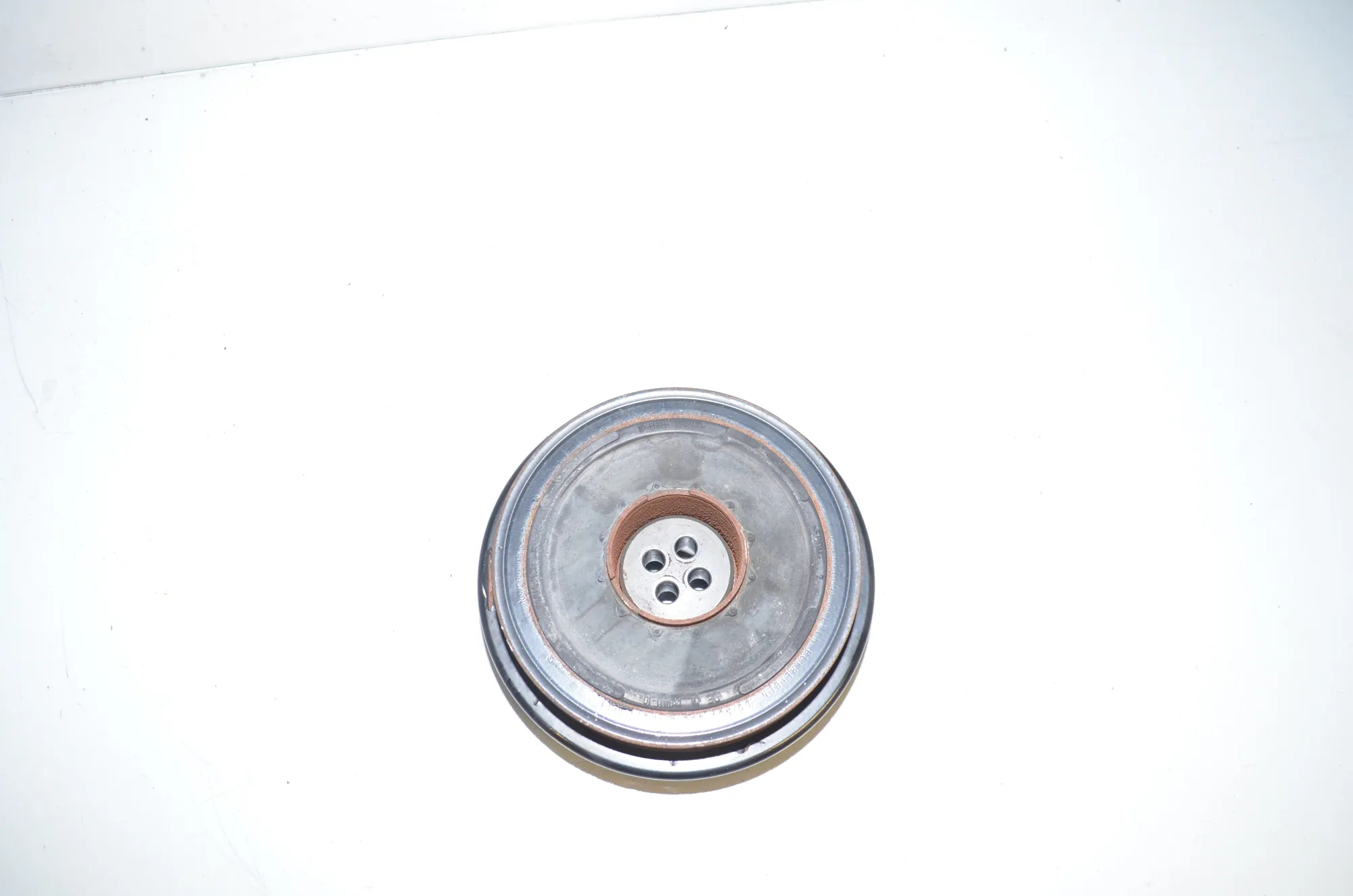 Crankshaft Pulley – OEM 8511321 · BMW 5 Touring (F11) 530 d xDrive 2011 – 2