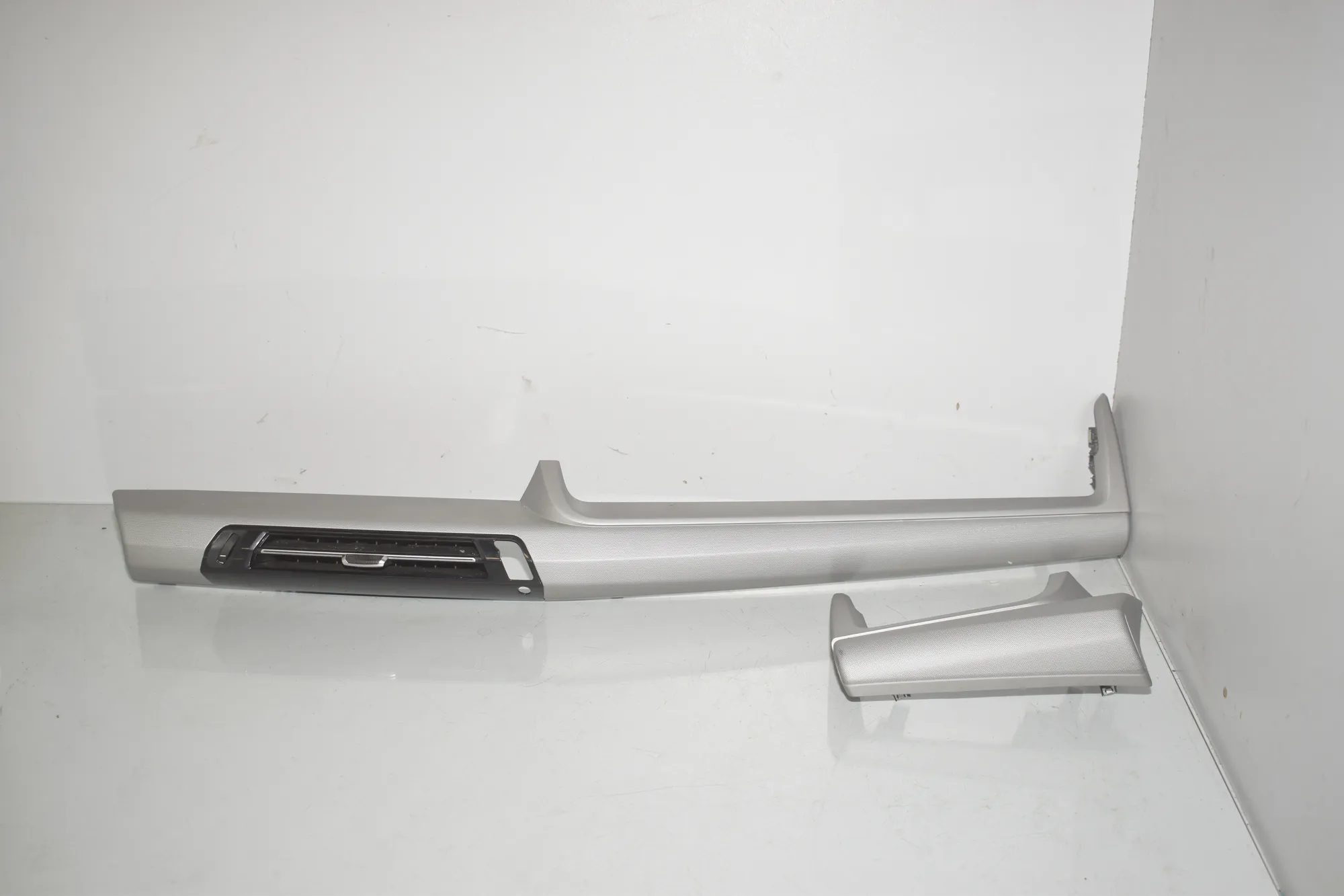 Interior Trim Strips Kit – OEM 9496115 · BMW 2 Active Tourer (U06) (2021 - -) 218d 2022 – 3
