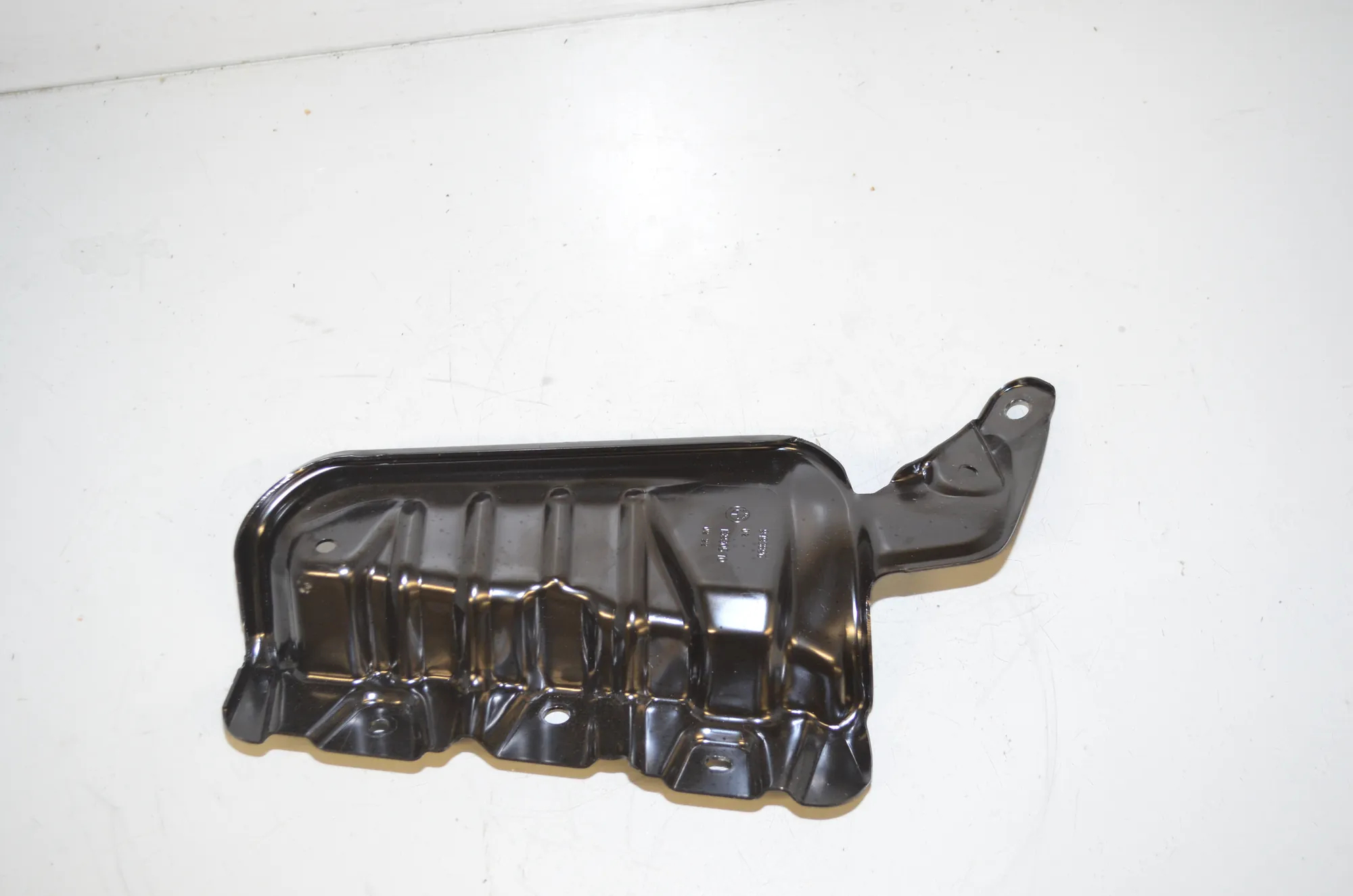 Bracket – OEM 9493896 · BMW 2 Active Tourer (U06) (2021 - -) 218d 2022 – 3