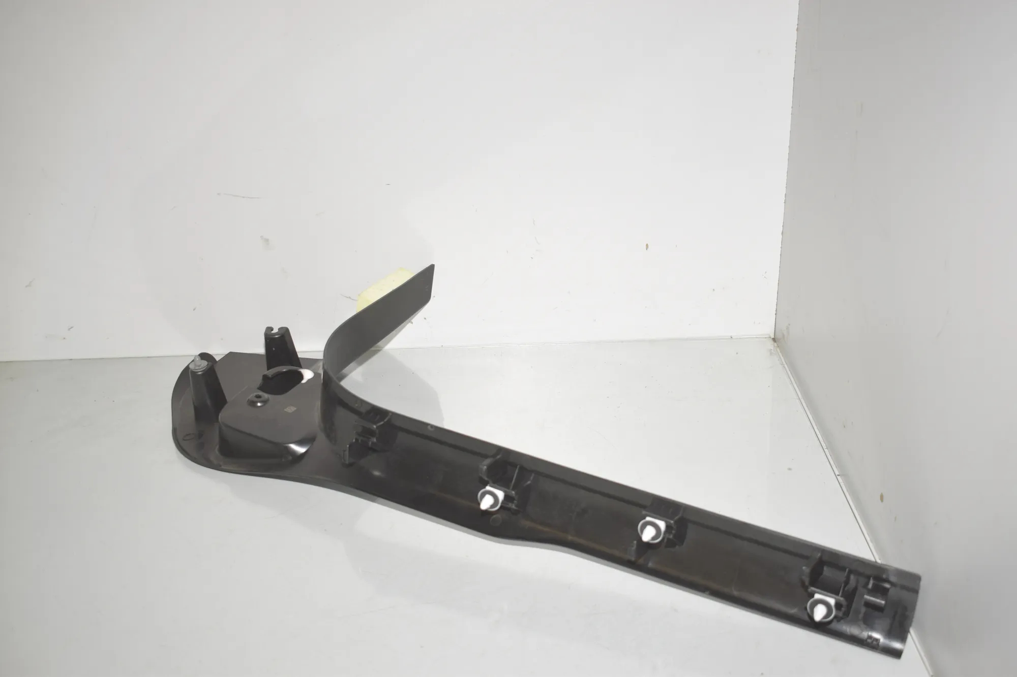 Front Left Sill Trim – OEM 7952145 · BMW 2 Active Tourer (U06) (2021 - -) 218d 2022 – 4