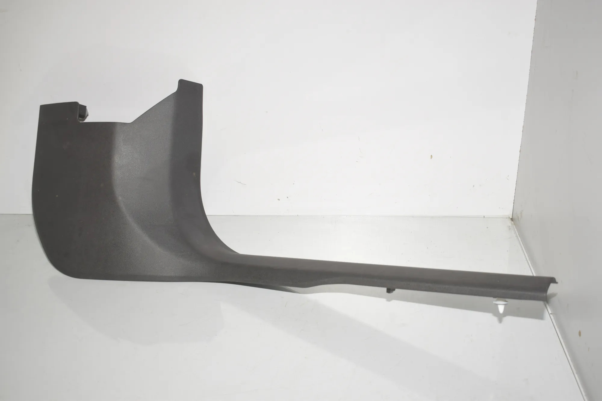 Front Right Sill Trim – OEM 7952146 · BMW 2 Active Tourer (U06) (2021 - -) 218d 2022