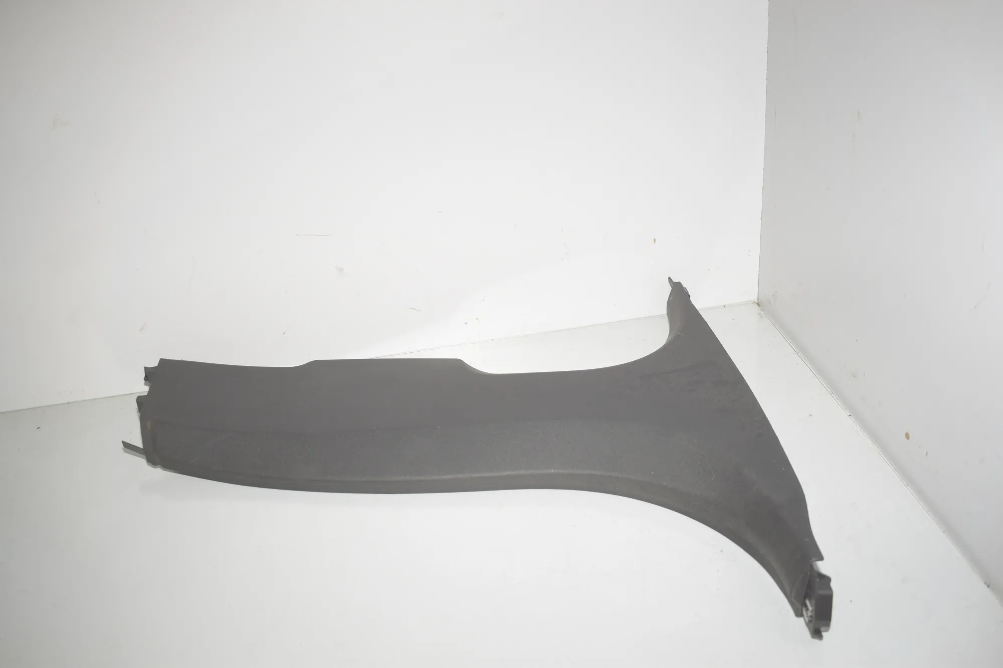 Right Side B Pillar Trim – OEM 7952094 · BMW 2 Active Tourer (U06) (2021 - -) 218d 2022