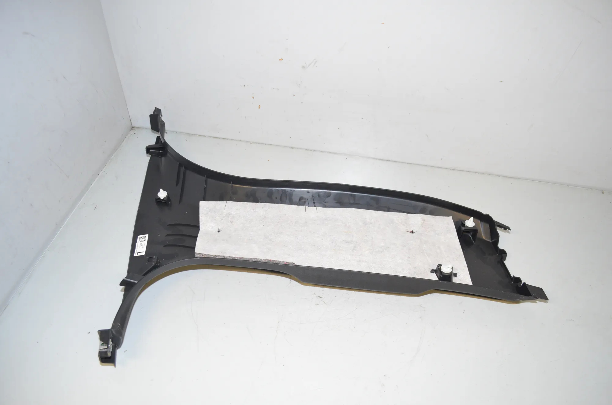 Left Side B Pillar Trim – OEM 7952093 · BMW 2 Active Tourer (U06) (2021 - -) 218d 2022 – 4