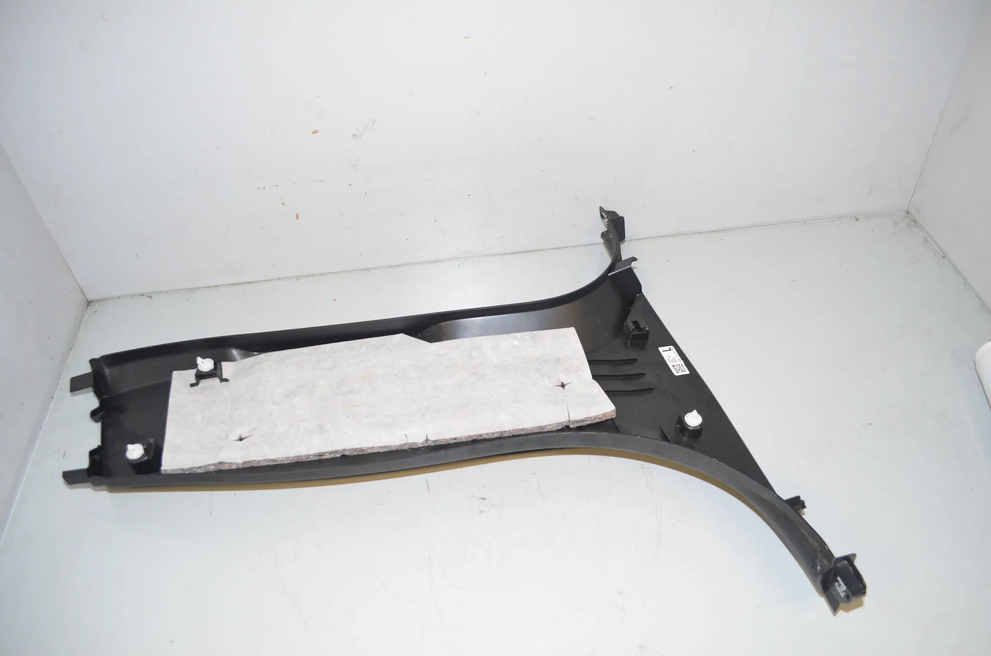 Left Side B Pillar Trim – OEM 7952093 · BMW 2 Active Tourer (U06) (2021 - -) 218d 2022 – 3