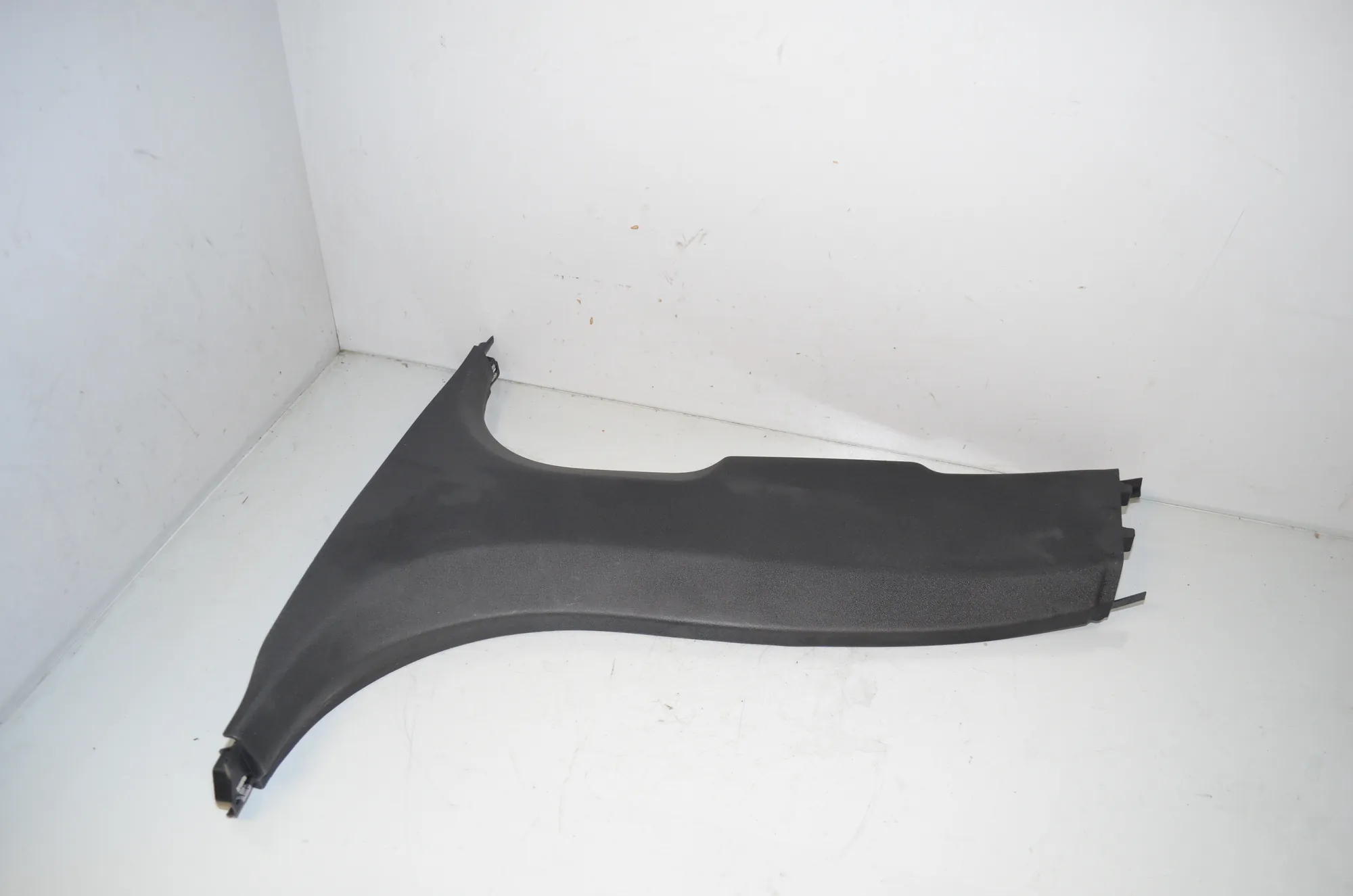 Left Side B Pillar Trim – OEM 7952093 · BMW 2 Active Tourer (U06) (2021 - -) 218d 2022