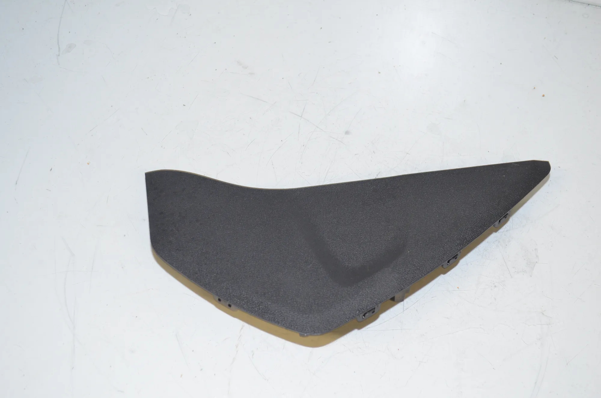 Dashboard Side Trim – OEM 9496556 · BMW 2 Active Tourer (U06) (2021 - -) 218d 2022 – 2