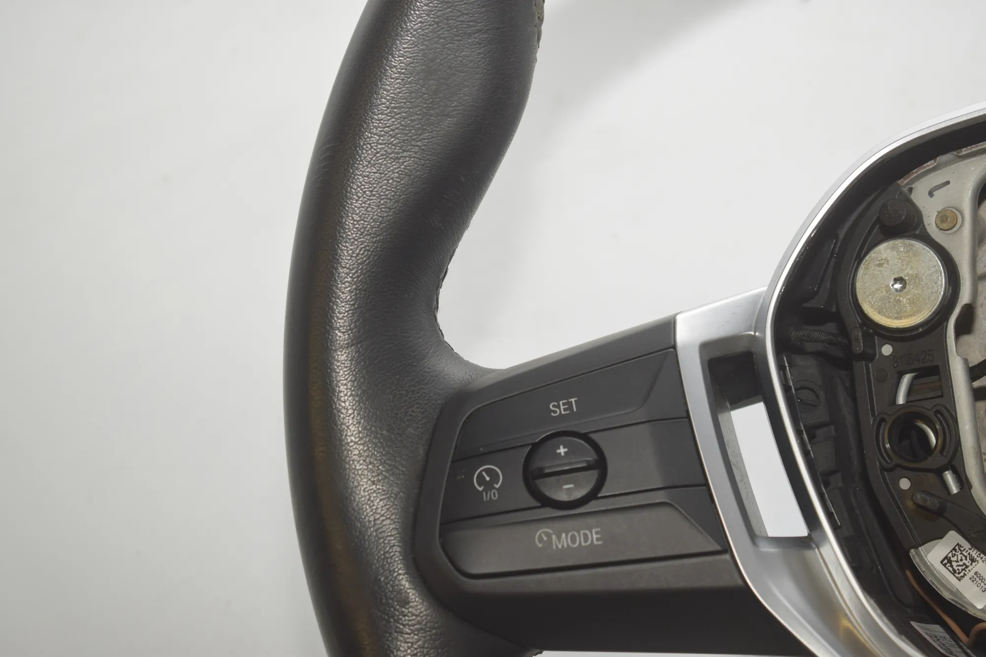 Steering Wheel – OEM 9472031 · BMW 2 Active Tourer (U06) (2021 - -) 218d 2022 – 5